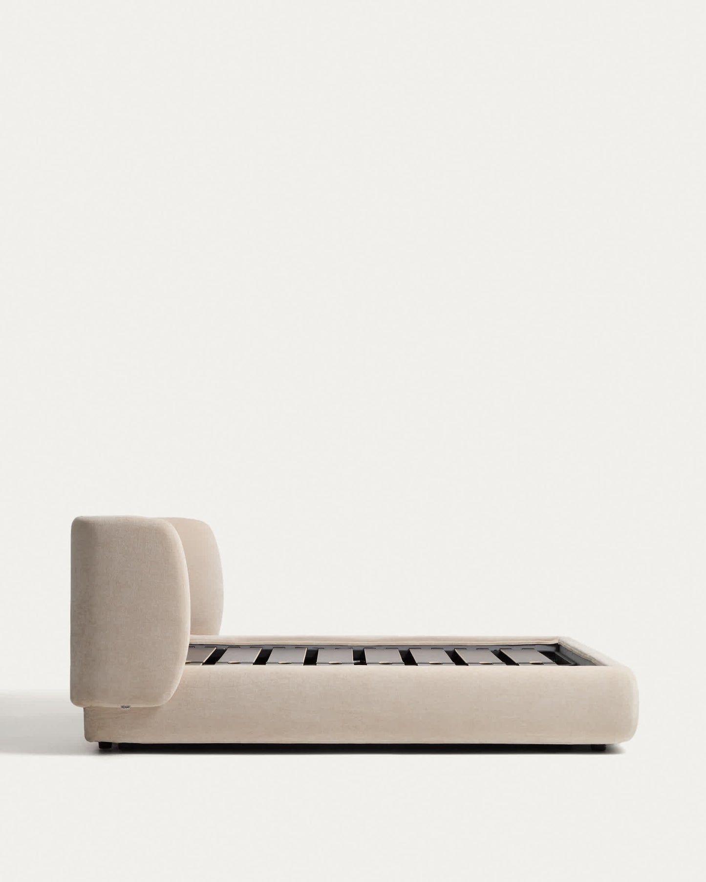Letto sfoderabile con contenitore Nerla in ciniglia beige per materasso 180 x 200 cm