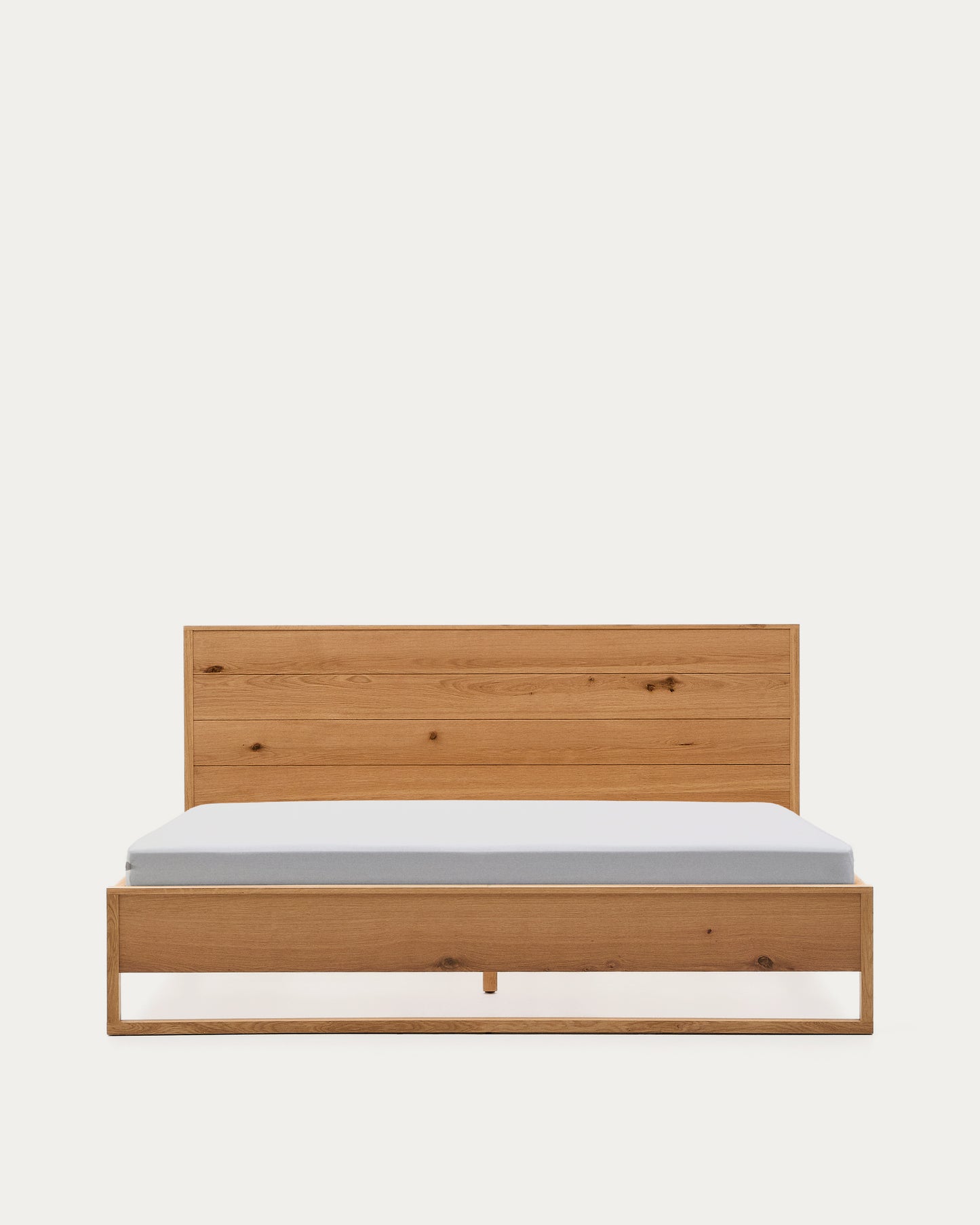 Letto Alguema con impiallacciatura in rovere e finitura naturale per materasso 180 x 200 cm