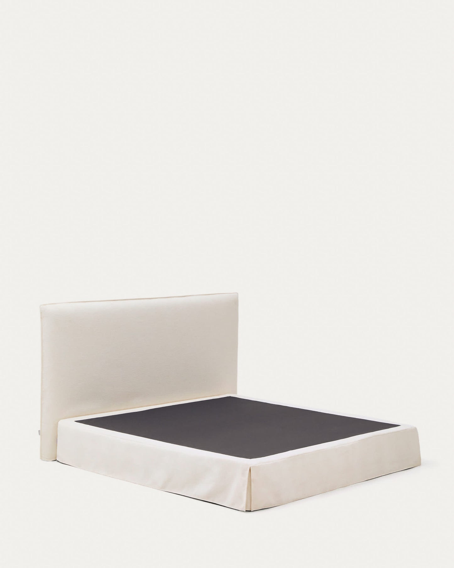 Letto sfoderabile Jaira in ciniglia bianca per materasso da 180x200 cm FSC Mix Credit