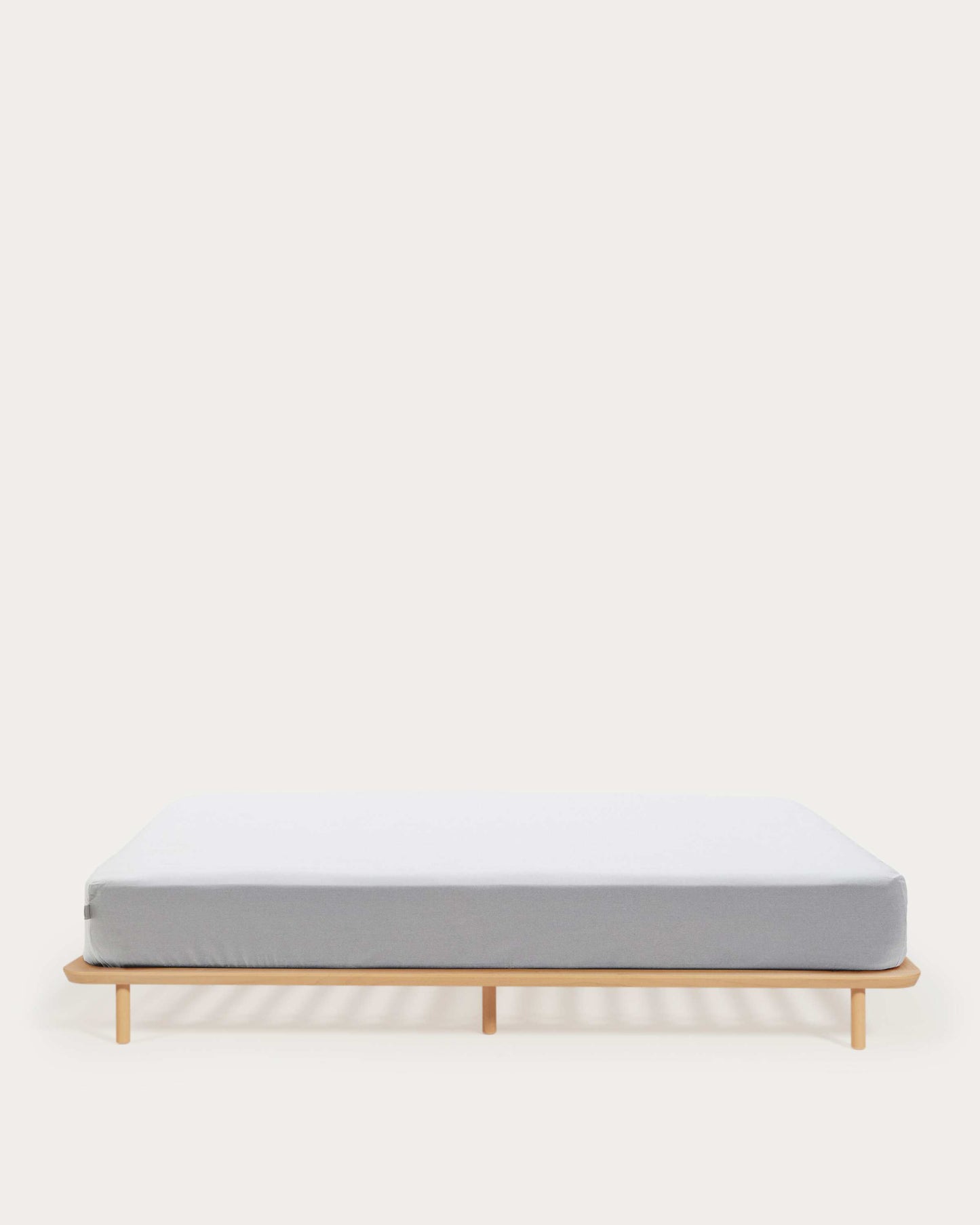 Letto Anielle in massello di frassino 180 x 200 cm