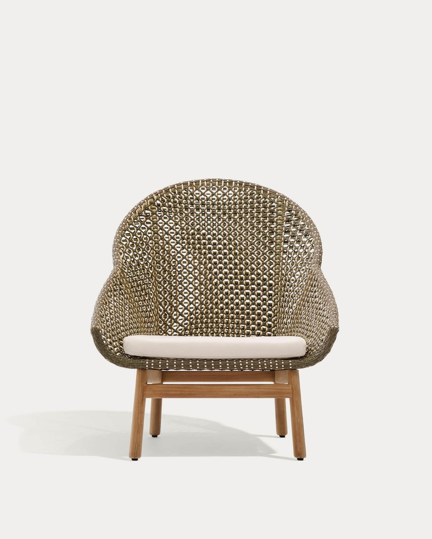 Poltrona Olbia con schienale alto in rattan sintetico e legno massiccio teak
