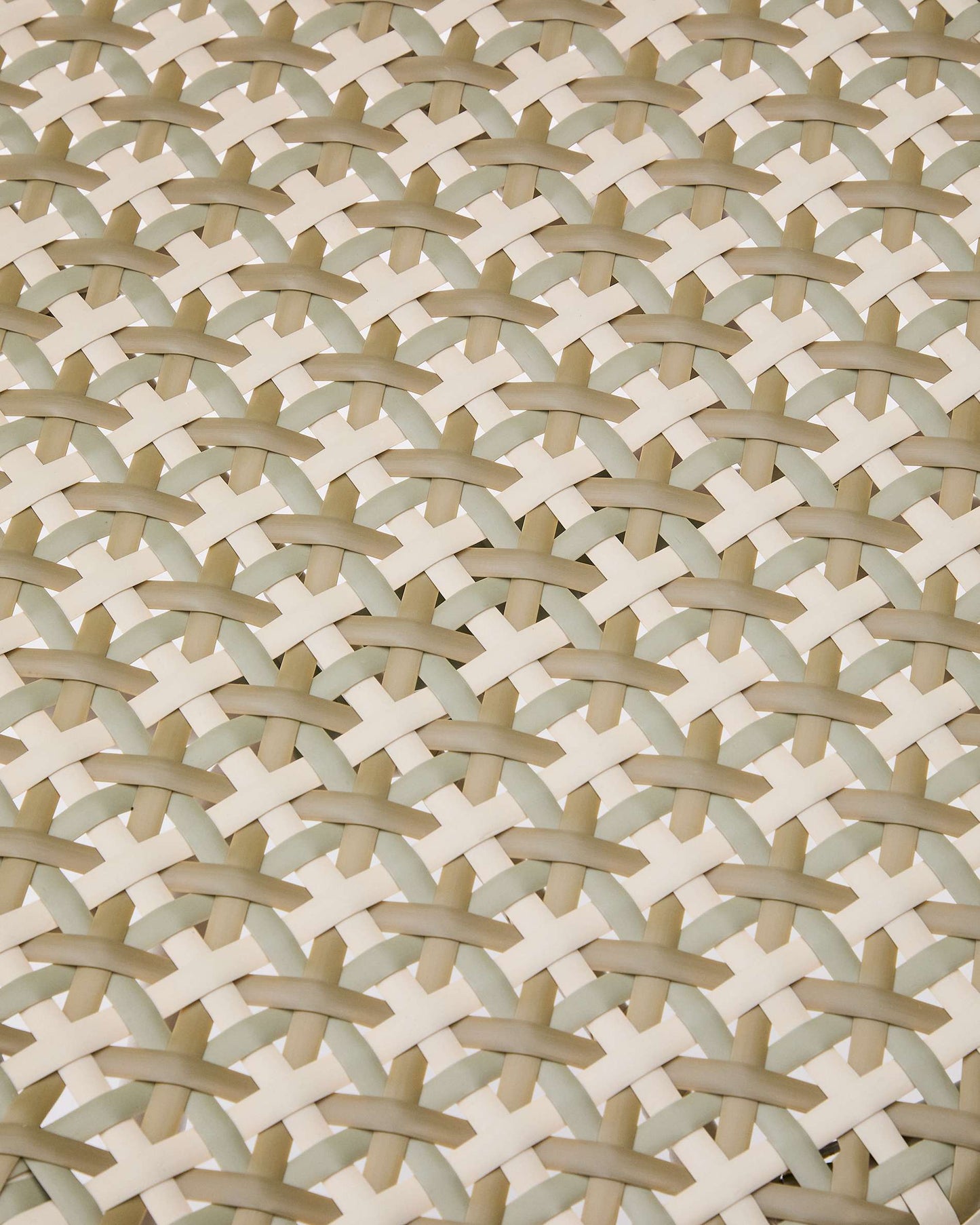 Sedia impilabile Tuccia in alluminio e rattan sintetico verde e beige
