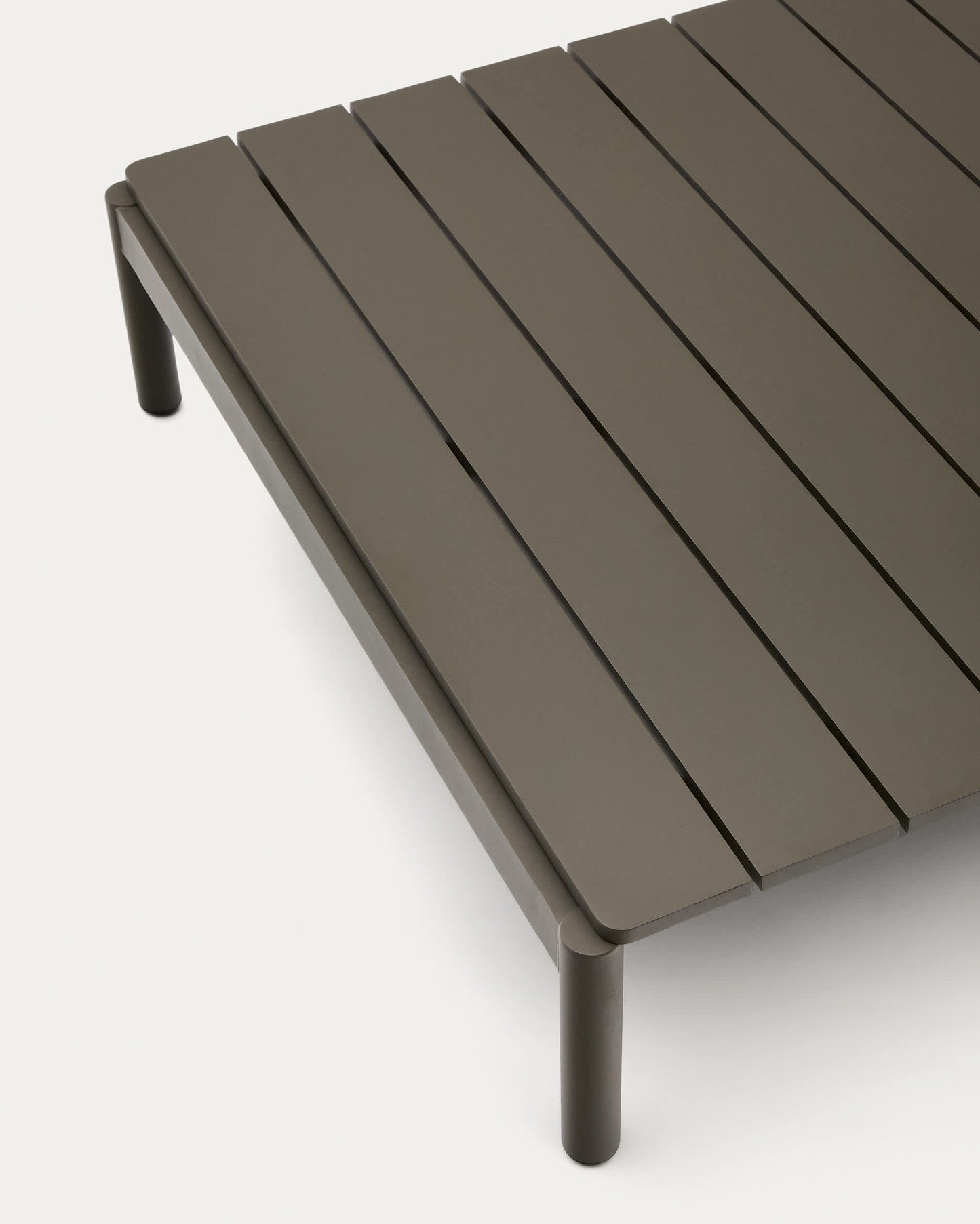 Tavolino da centro Sorells in alluminio verde 89 x 91 cm