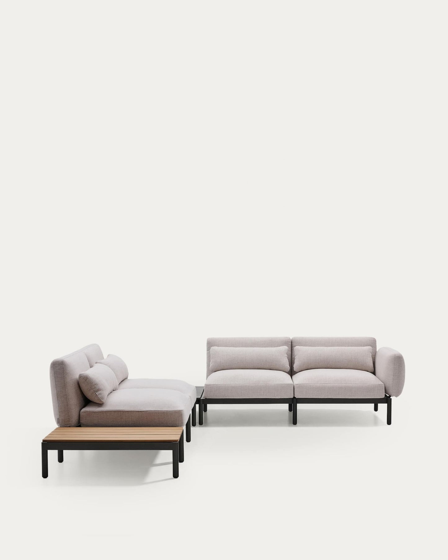 Divano angolare modulare da esterno Sorells 4 posti con rivestimento beige e alluminio grigio tavolo in teak 353 x 316,5 cm FSC 100%