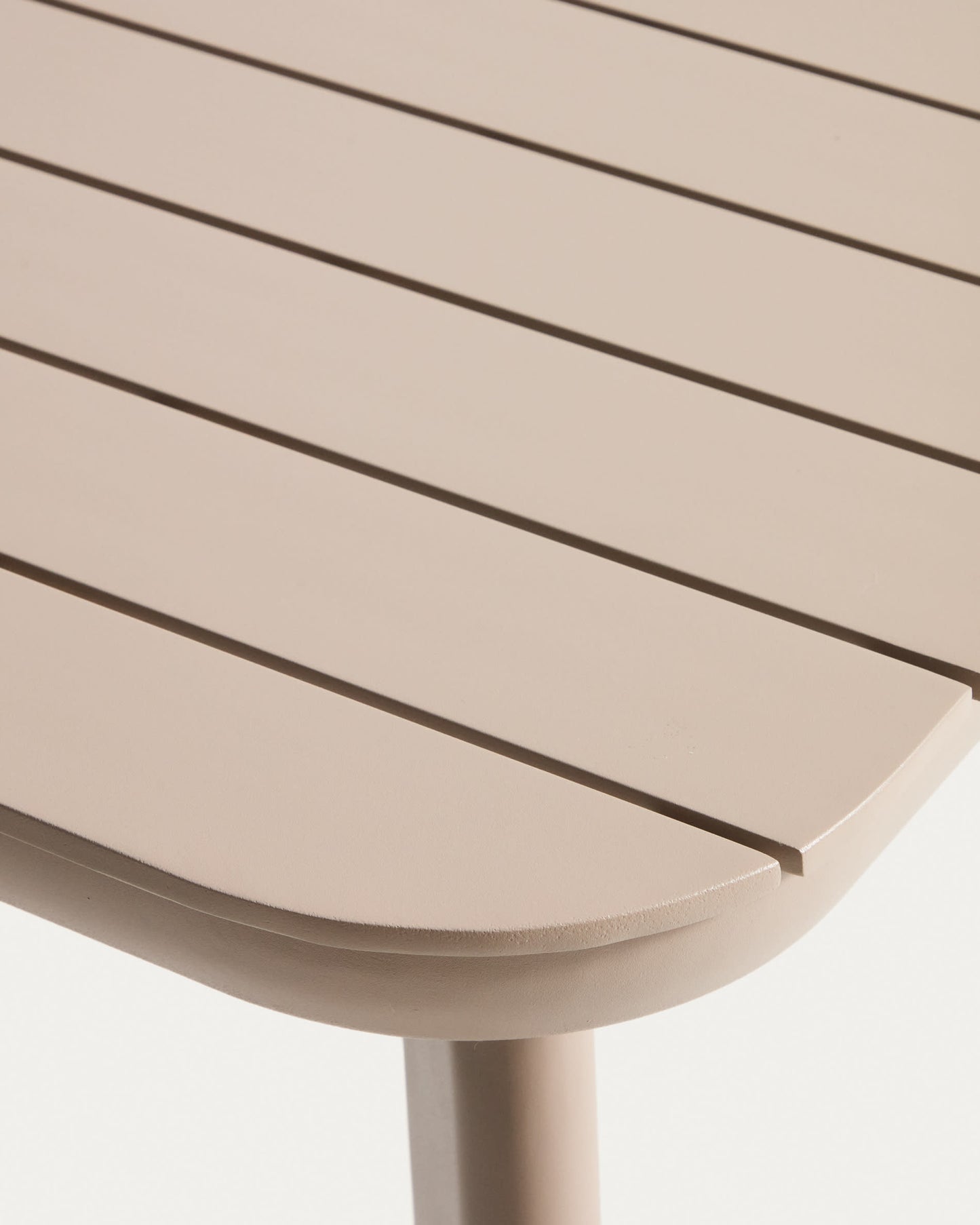 Tavolo allungabile da esterno Izola in alluminio con finitura taupe 220 (280) x 100 cm