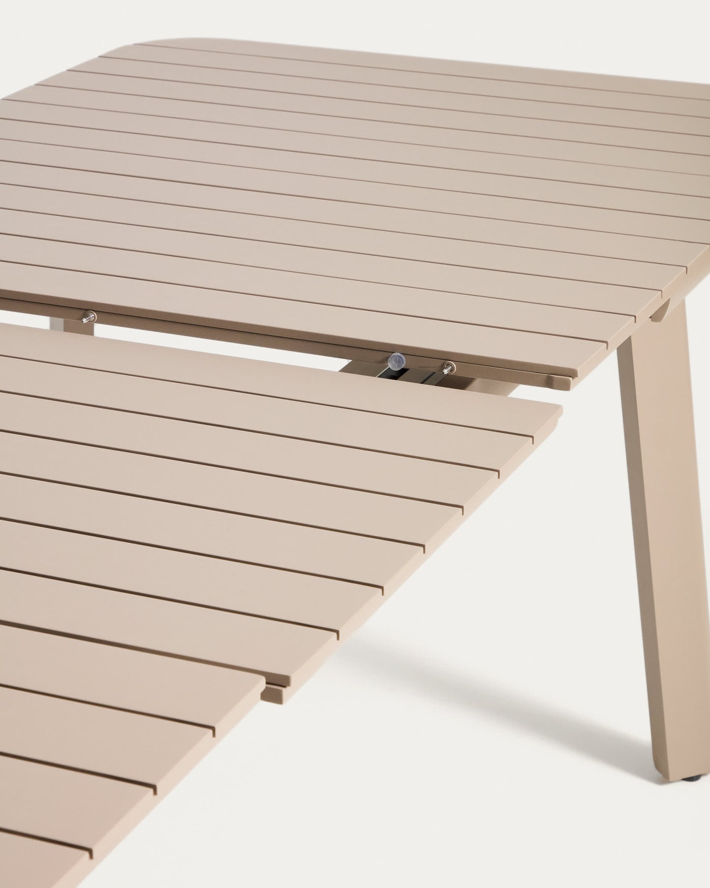 Tavolo allungabile da esterno Izola in alluminio con finitura taupe 220 (280) x 100 cm