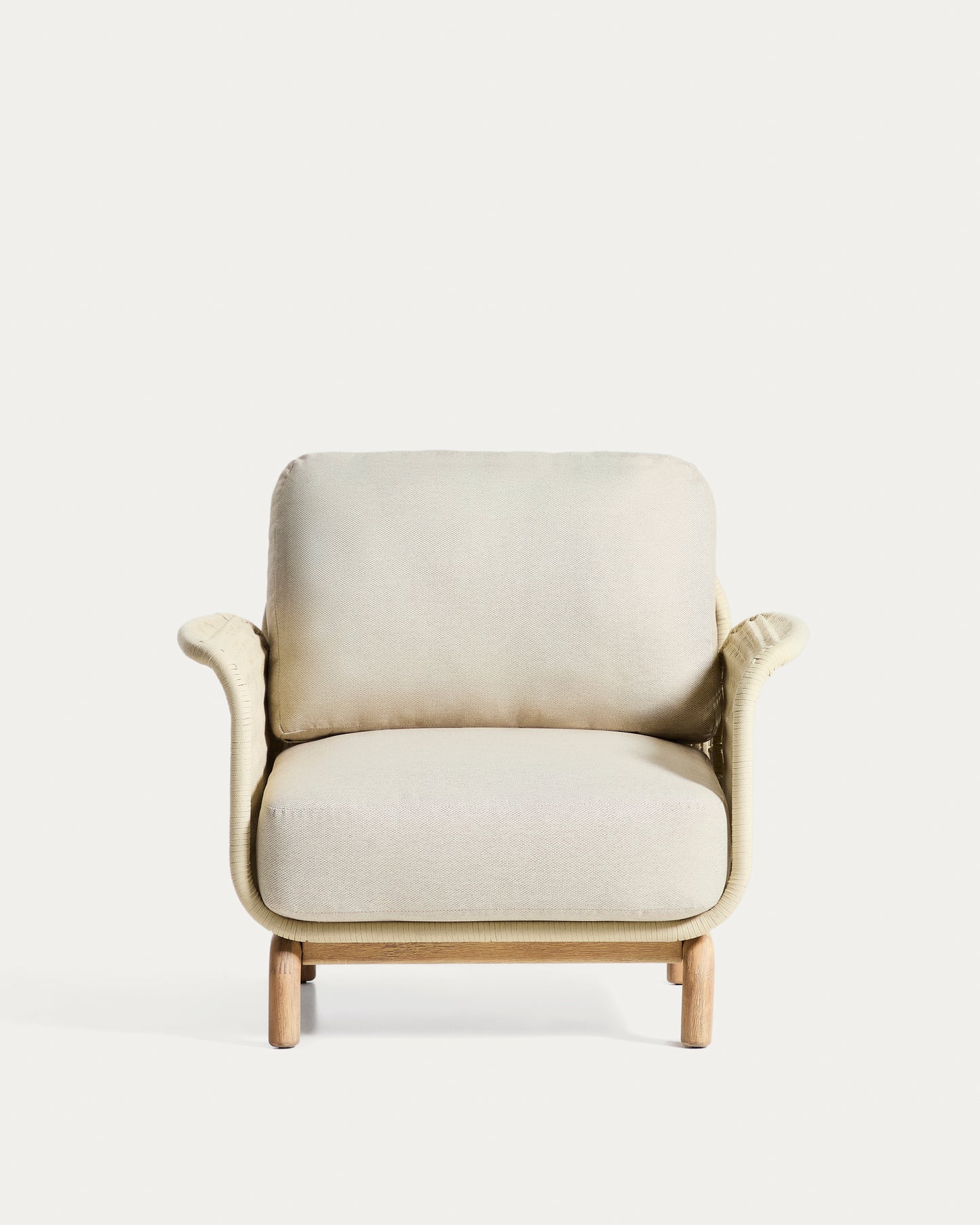 Poltrona Alipa in legno massiccio di acacia e corda ecru