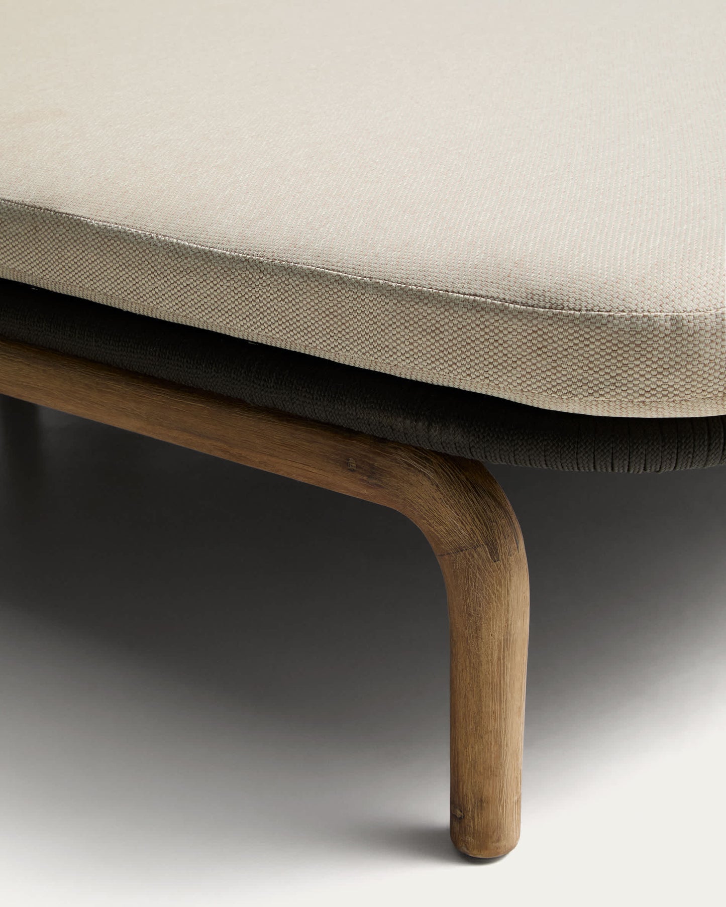 Lettino doppio Alipa in legno massiccio di acacia e corda grigio scuro FSC 100%