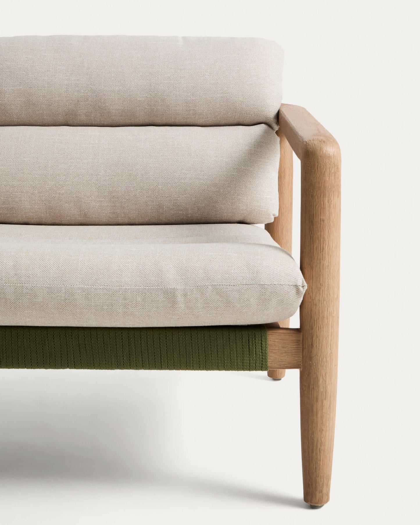 Poltrona Menfi in legno massiccio di acacia e corda verde FSC 100%