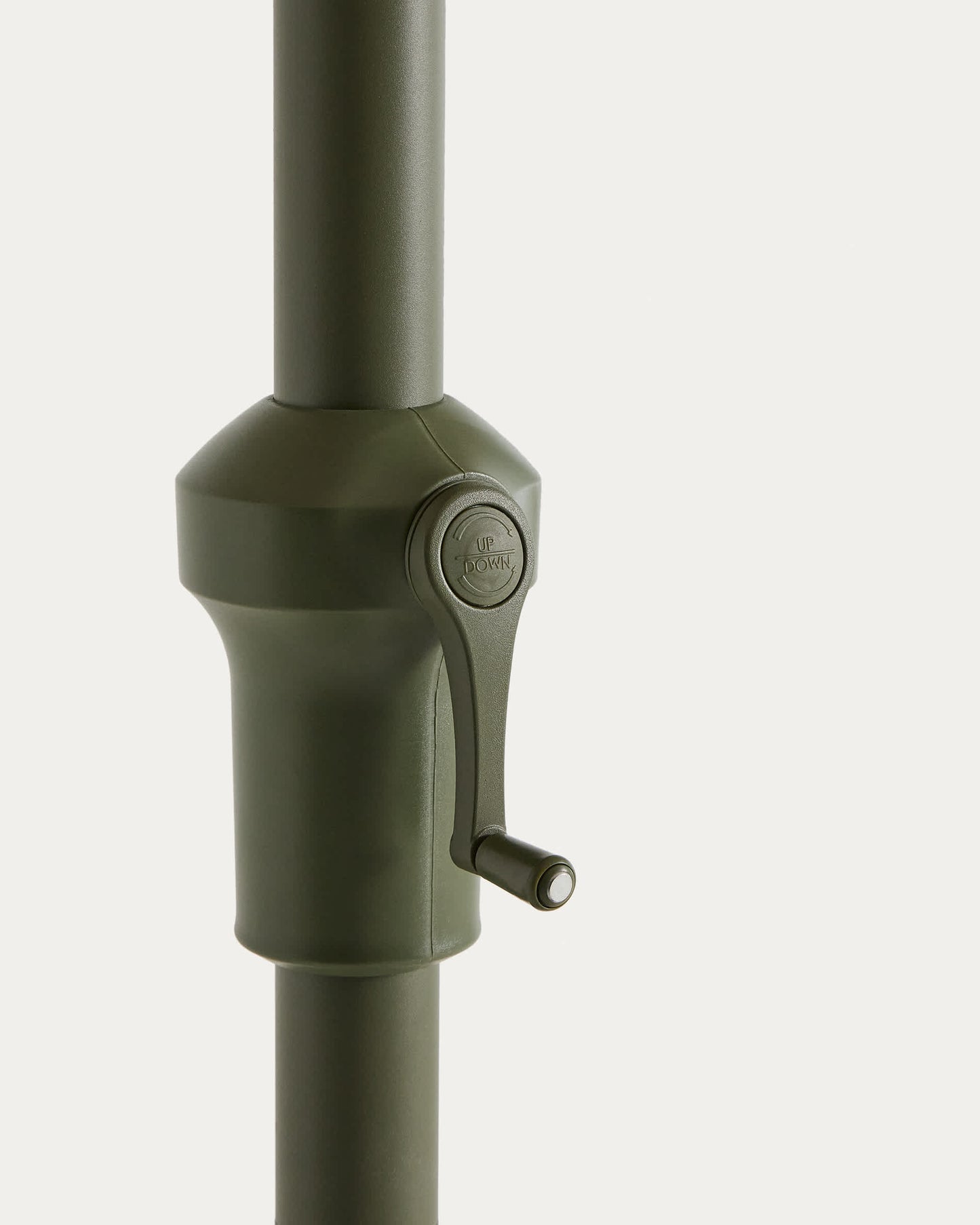 Ombrellone con palo centrale Milna beige con struttura in acciaio verde Ø 300 cm