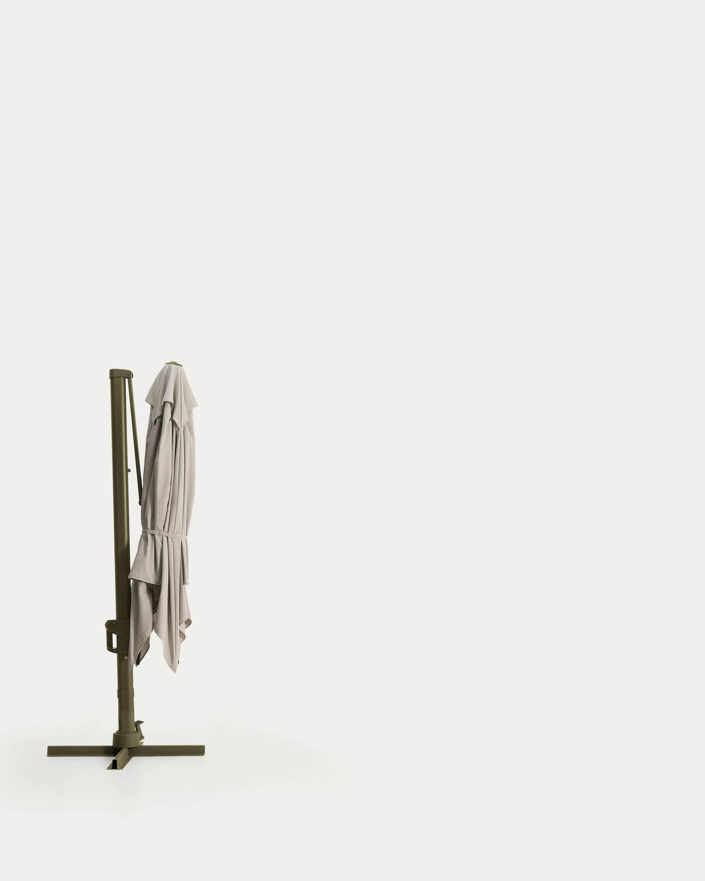 Ombrellone eccentrico Noli beige con struttura in alluminio verde 300 x 300 cm