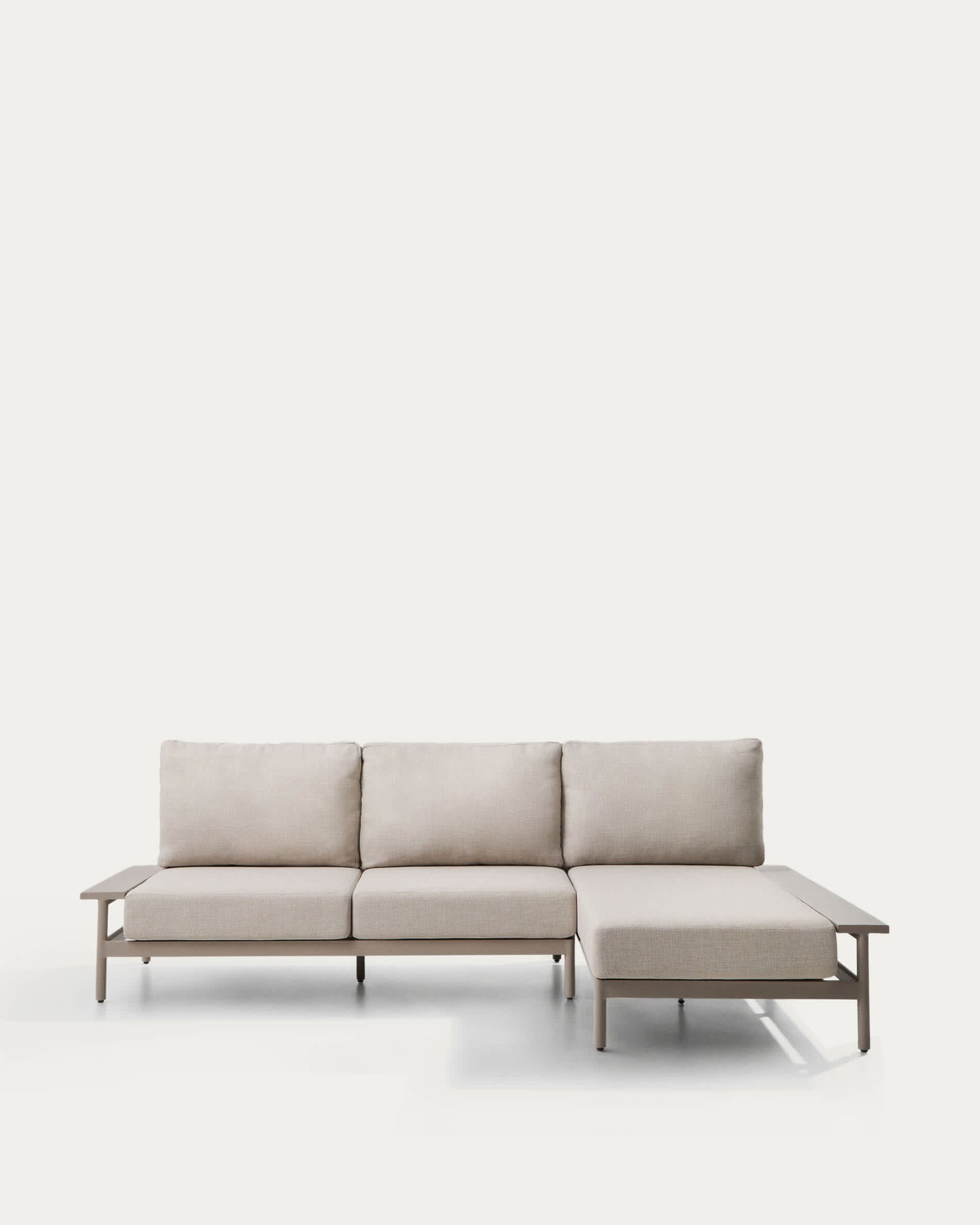 Divano Vathi a 3 posti in alluminio con chaise longue destra tortora 250 x 159 cm