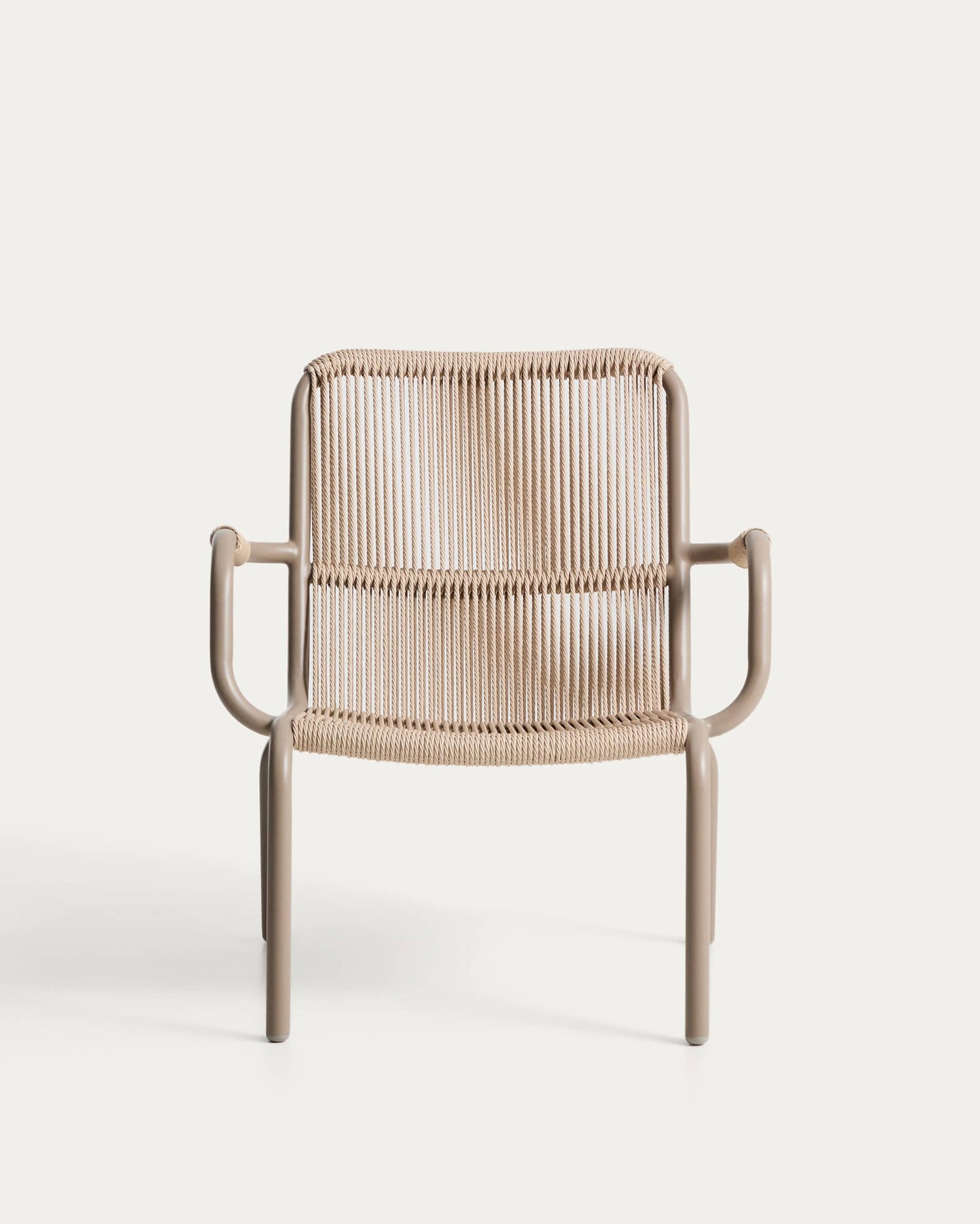 Poltrona impilabile Salis in alluminio tortora e corda sintetica beige
