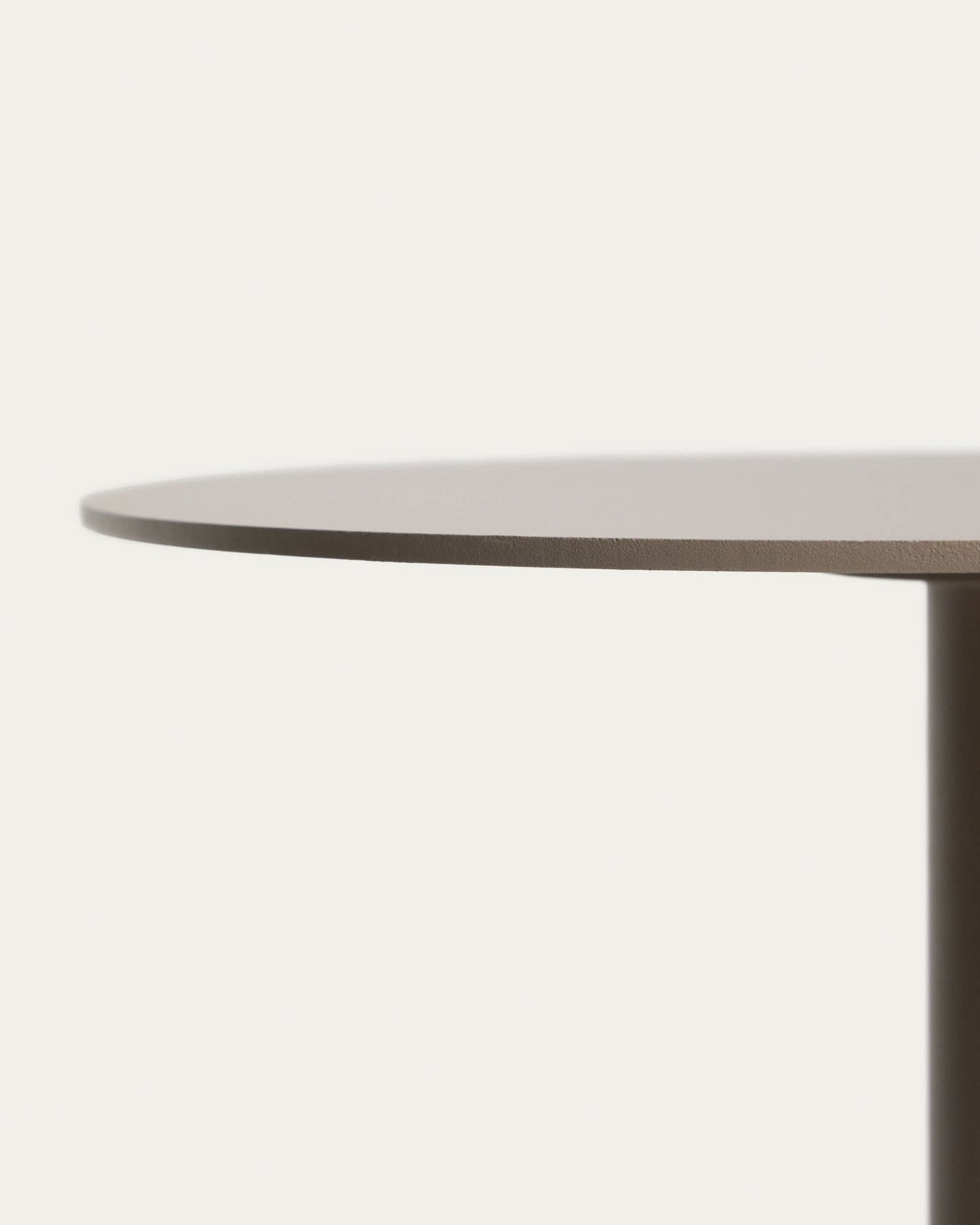 Tavolino da appoggio Asinara in alluminio beige Ø 40 cm
