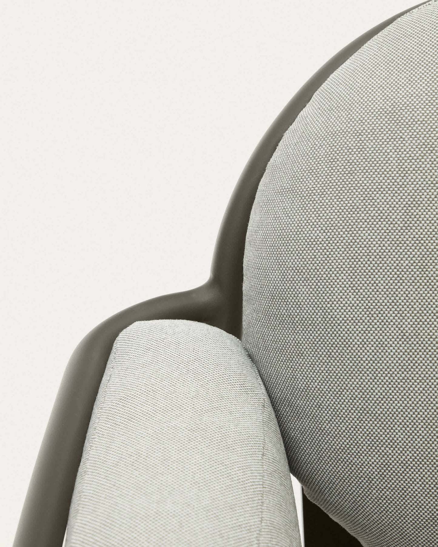 Poltrona da esterno Joncols con rivestimento grigio con struttura in alluminio e finitura verde