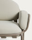 Poltrona da esterno Joncols in alluminio con finitura verniciata tortora e cuscini beige