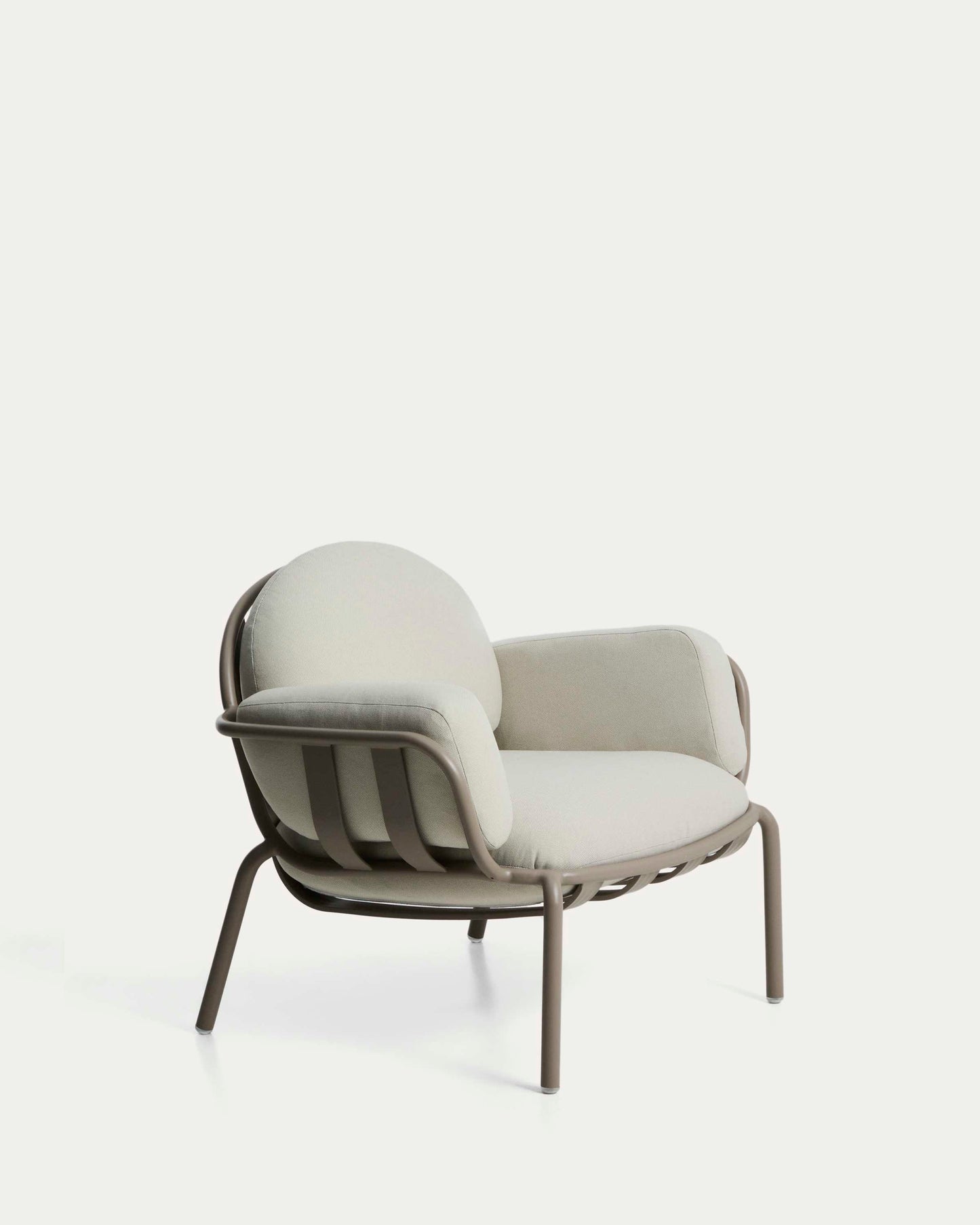 Poltrona da esterno Joncols in alluminio con finitura verniciata tortora e cuscini beige