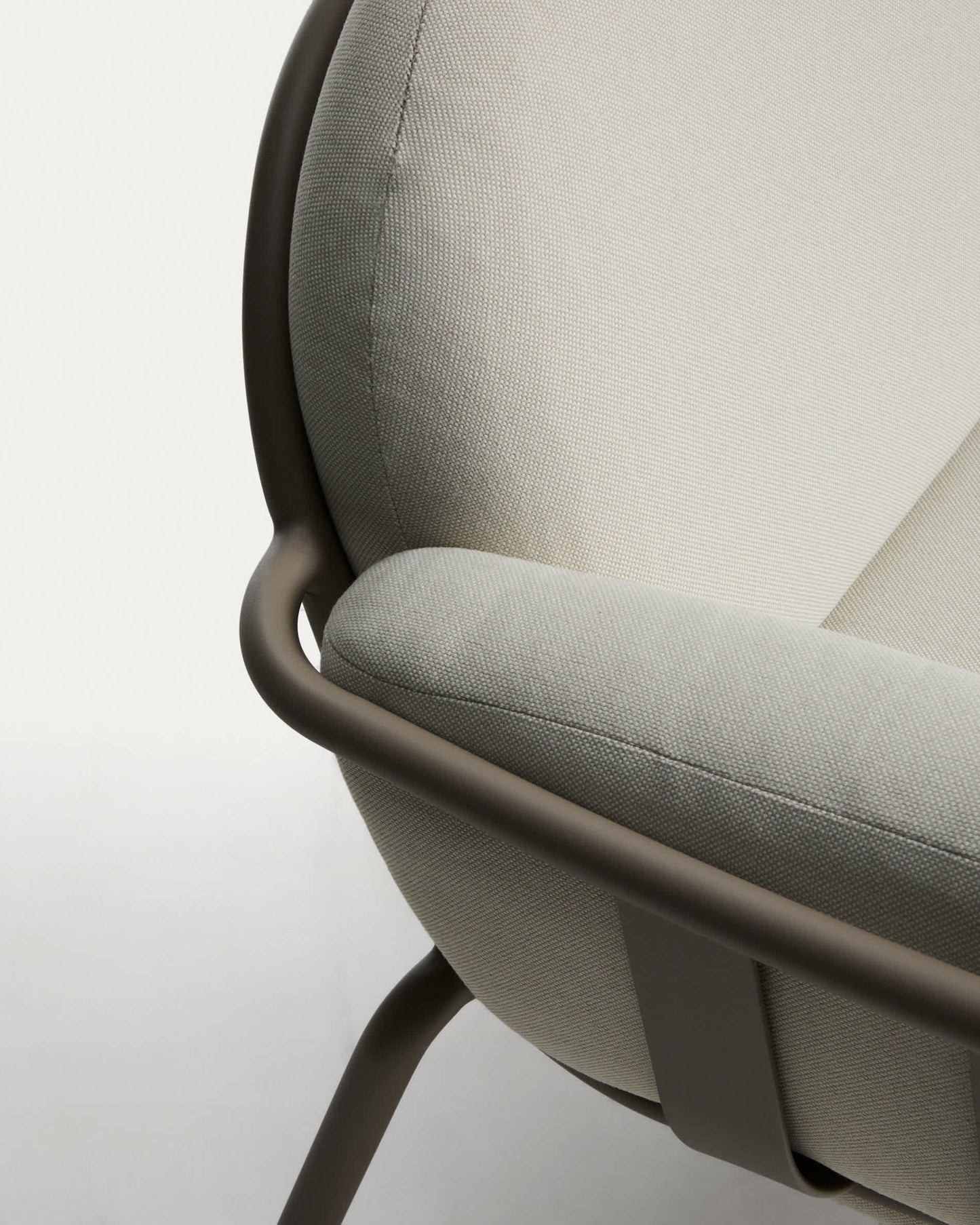 Divano da esterno Joncols 3 posti in alluminio con finitura verniciata tortora e cuscini beige 224 cm