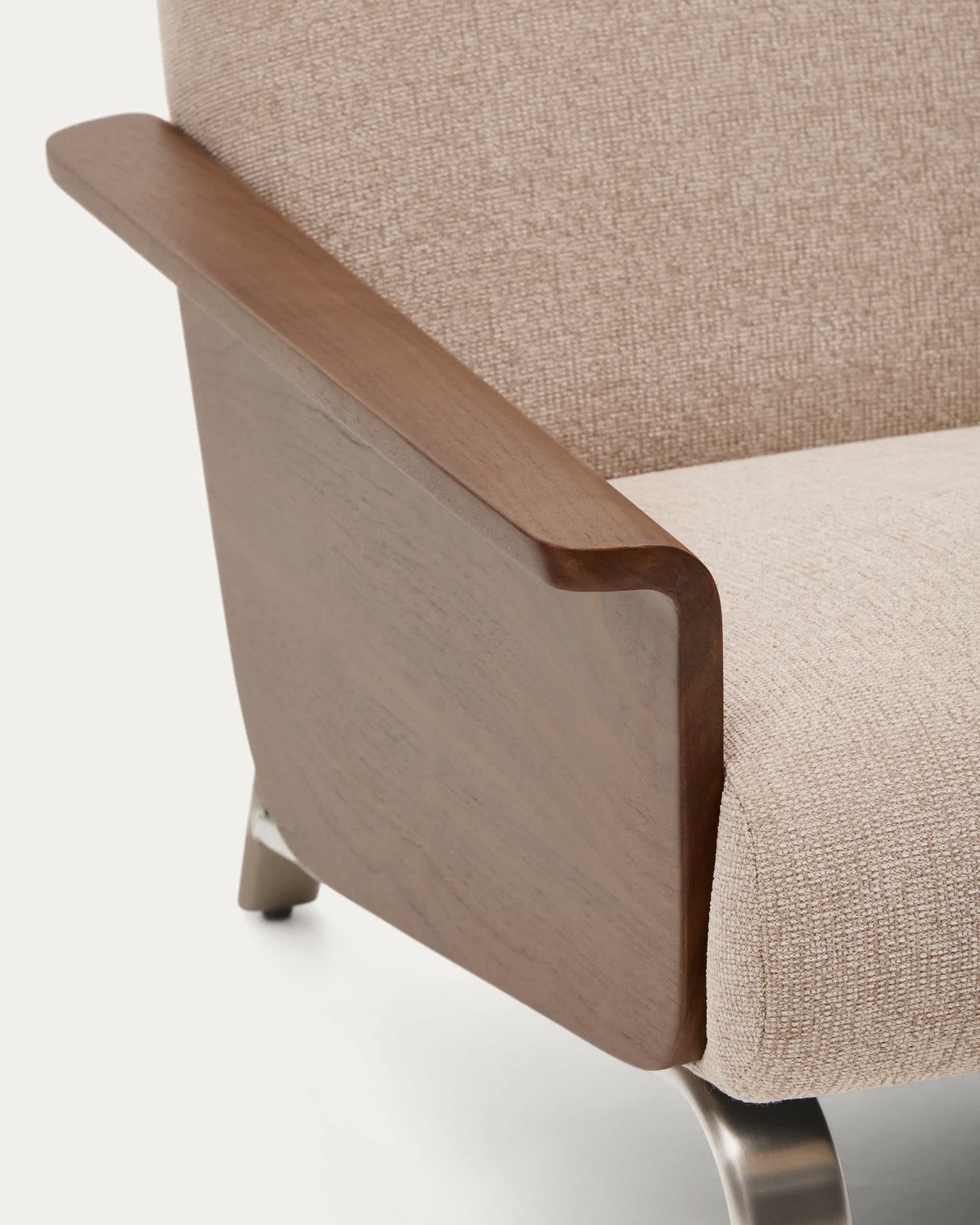 Divano Amsen 2 posti marrone chiaro in compensato di noce con gambe in acciaio inox spazzolato 165 cm
