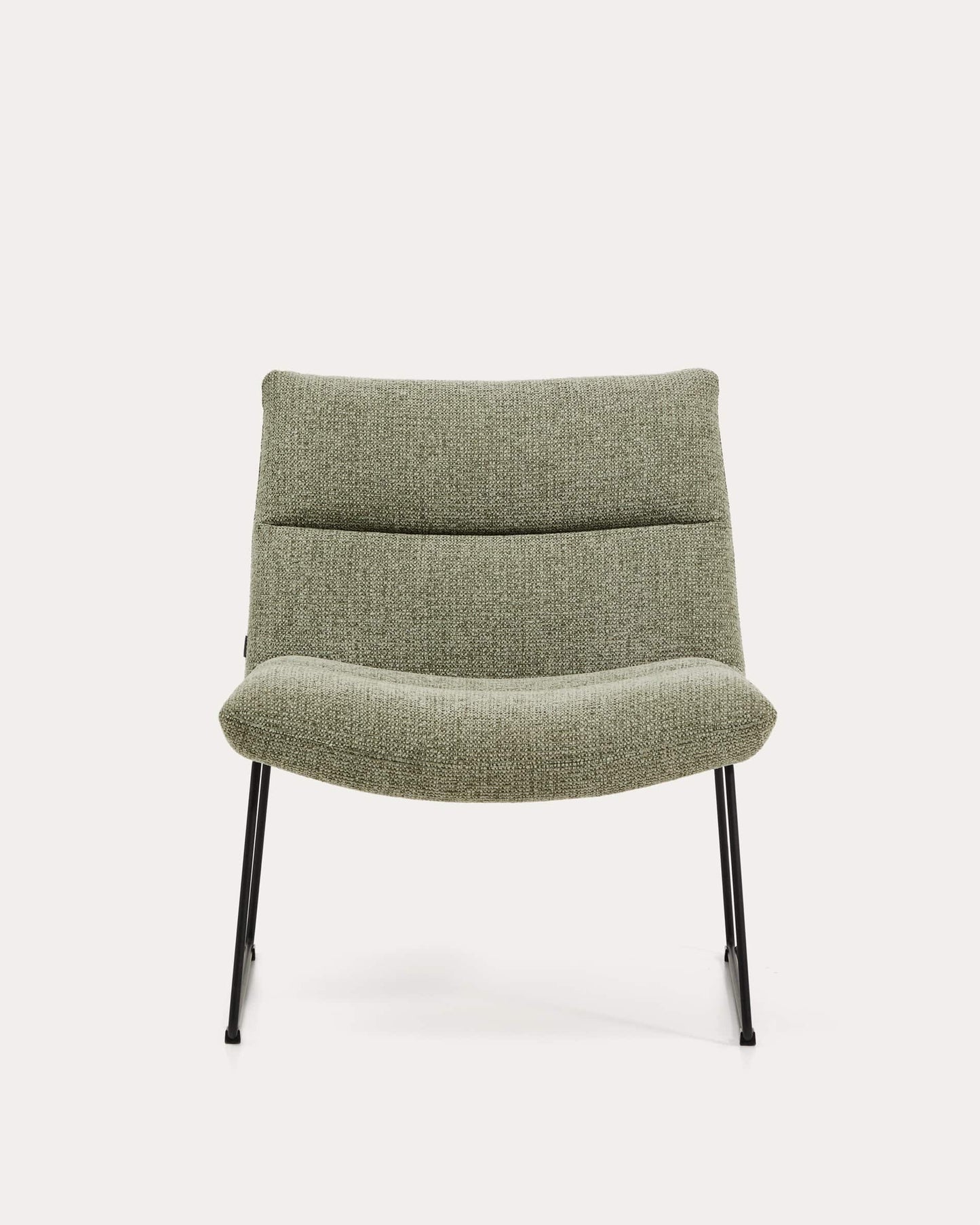 Poltrona Asen in ciniglia verde e gambe in acciaio nero FSC 100%
