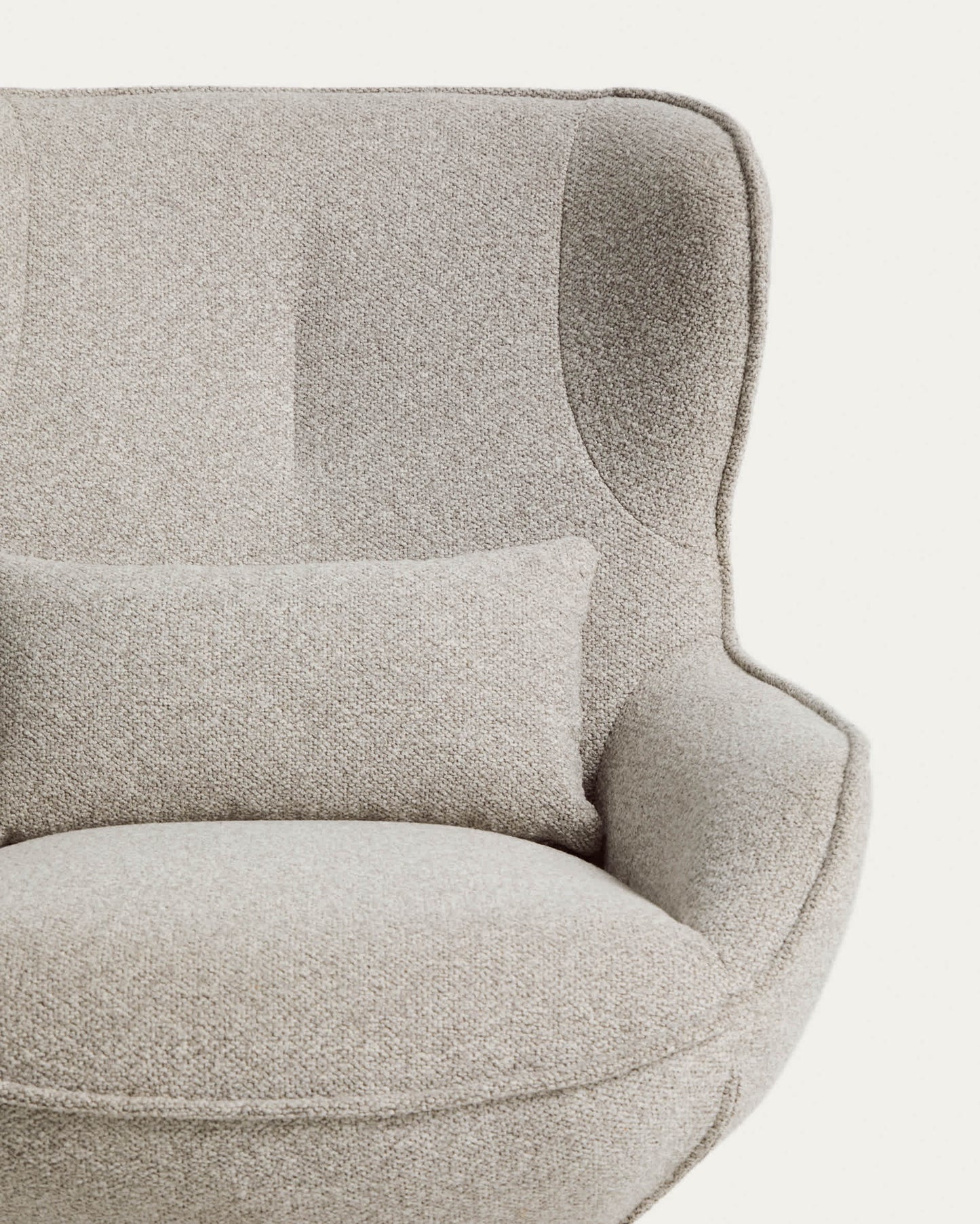 Poltrona girevole Sorile in ciniglia beige e acciaio con finitura nera FSC 100%