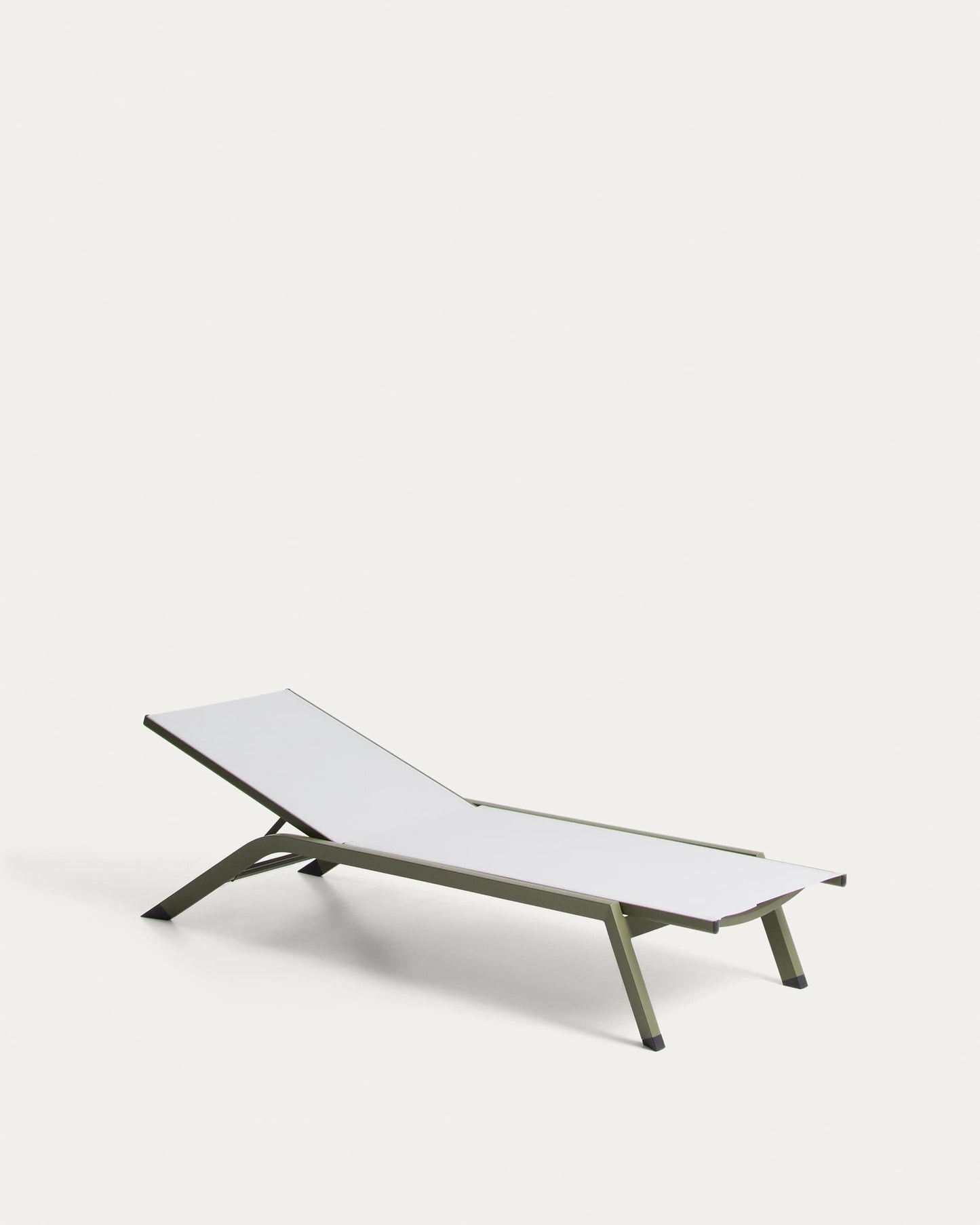 Lettino impilabile Capraia in alluminio verde e texteline beige
