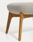 Poggiapiedi Adiran in ciniglia spessa beige con gambe in legno massiccio di rovere con finitura naturale