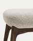 Poggiapiedi Adiran in ciniglia spessa beige con gambe in legno massiccio di rovere con finitura noce