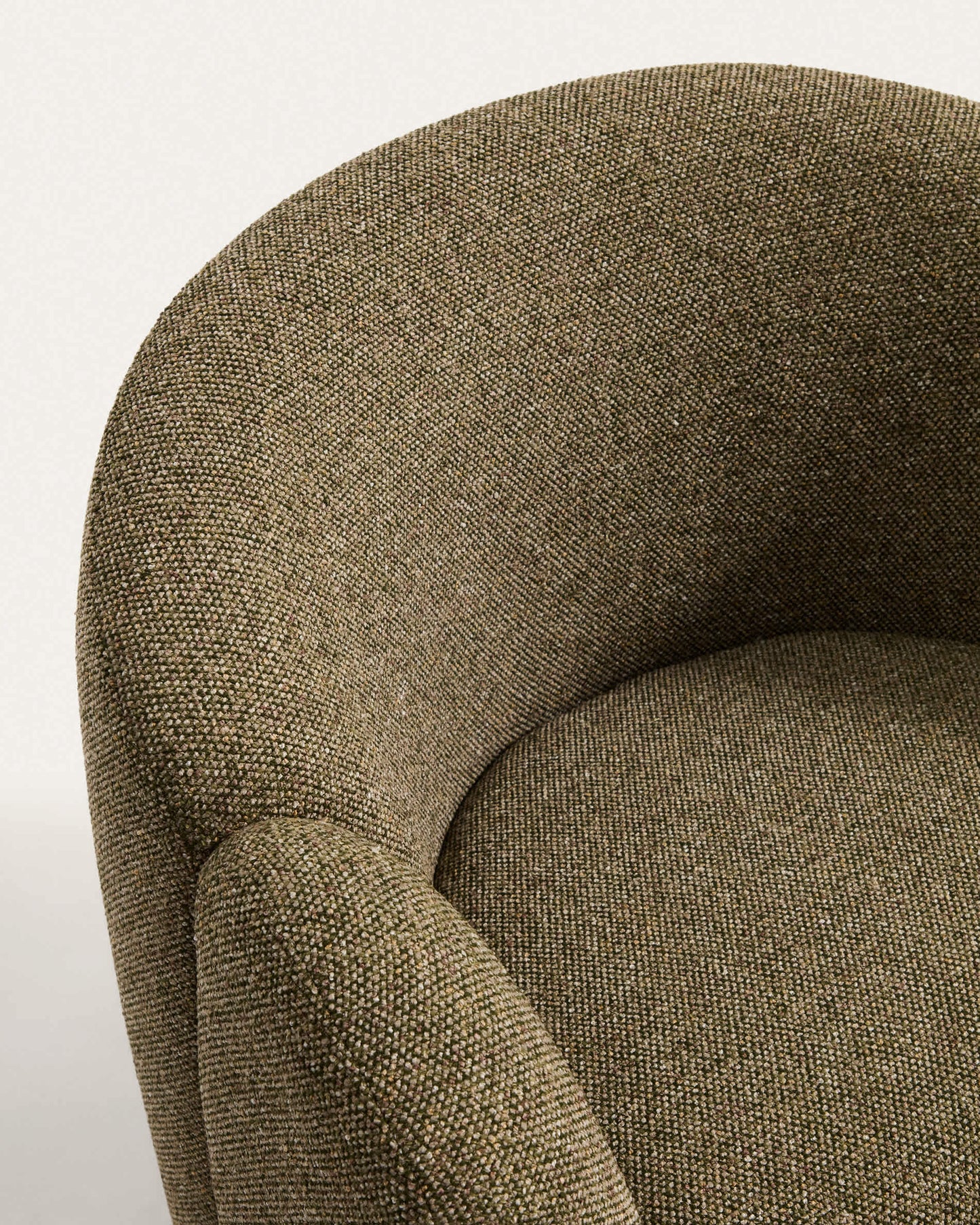 Poltrona Corvena in ciniglia verde oliva FSC Mix Credit 85 cm
