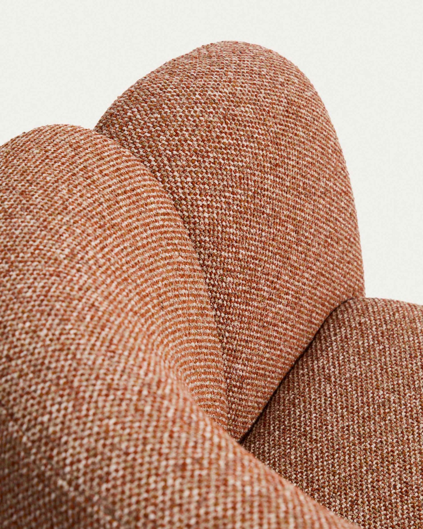 Poltrona Corvena in ciniglia terracotta FSC Mix Credit 85 cm