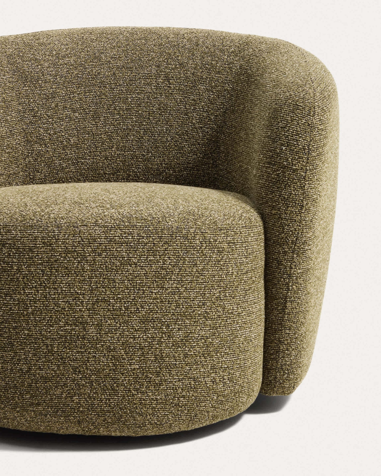 Poltrona girevole Odenia in micro bouclé verde oliva