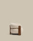 Divano Granite 2 posti in ciniglia beige con gambe in legno massiccio di frassino finitura noce 155 cm FSC 100%