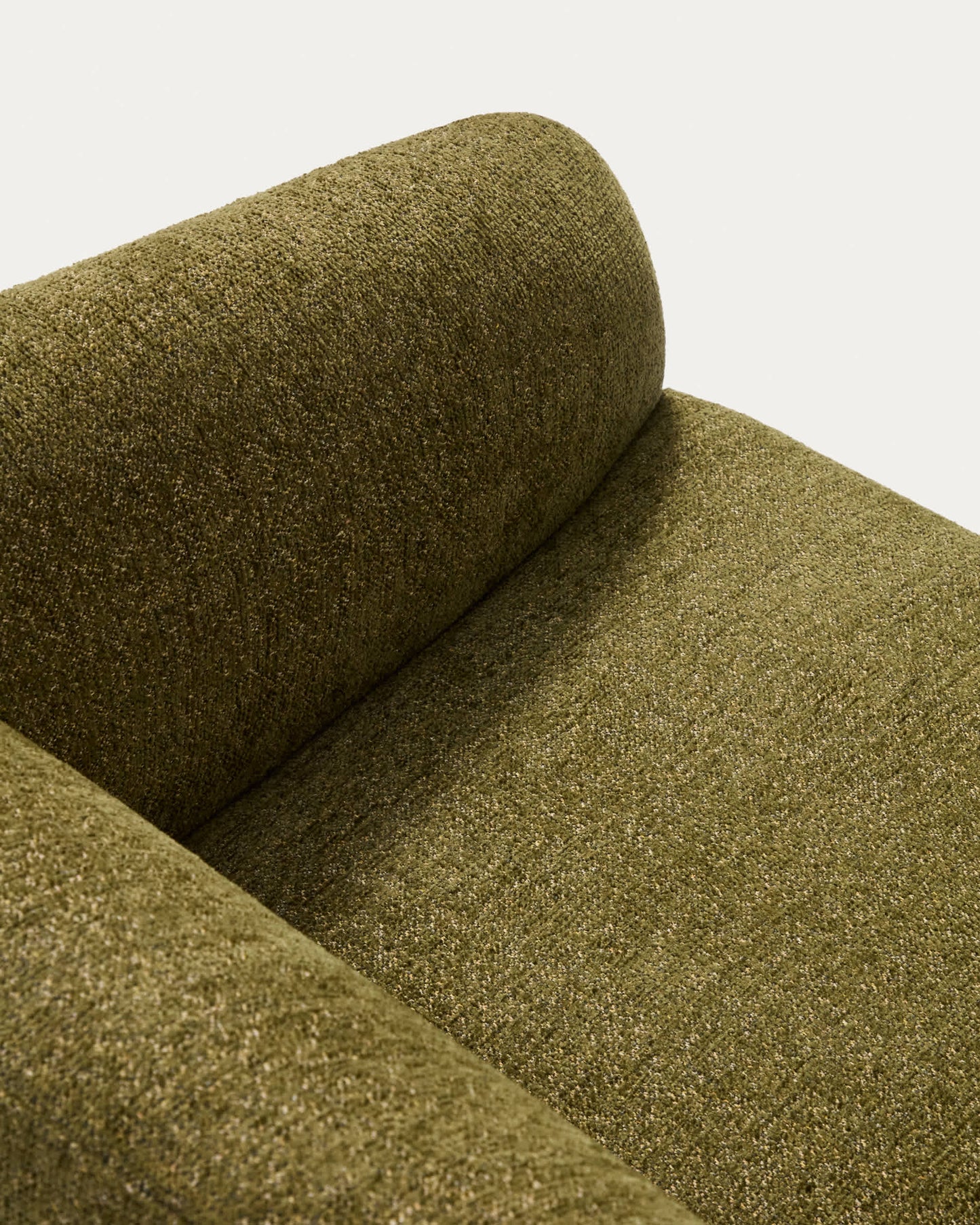 Poltrona Milare in ciniglia verde oliva 83 cm FSC 100%