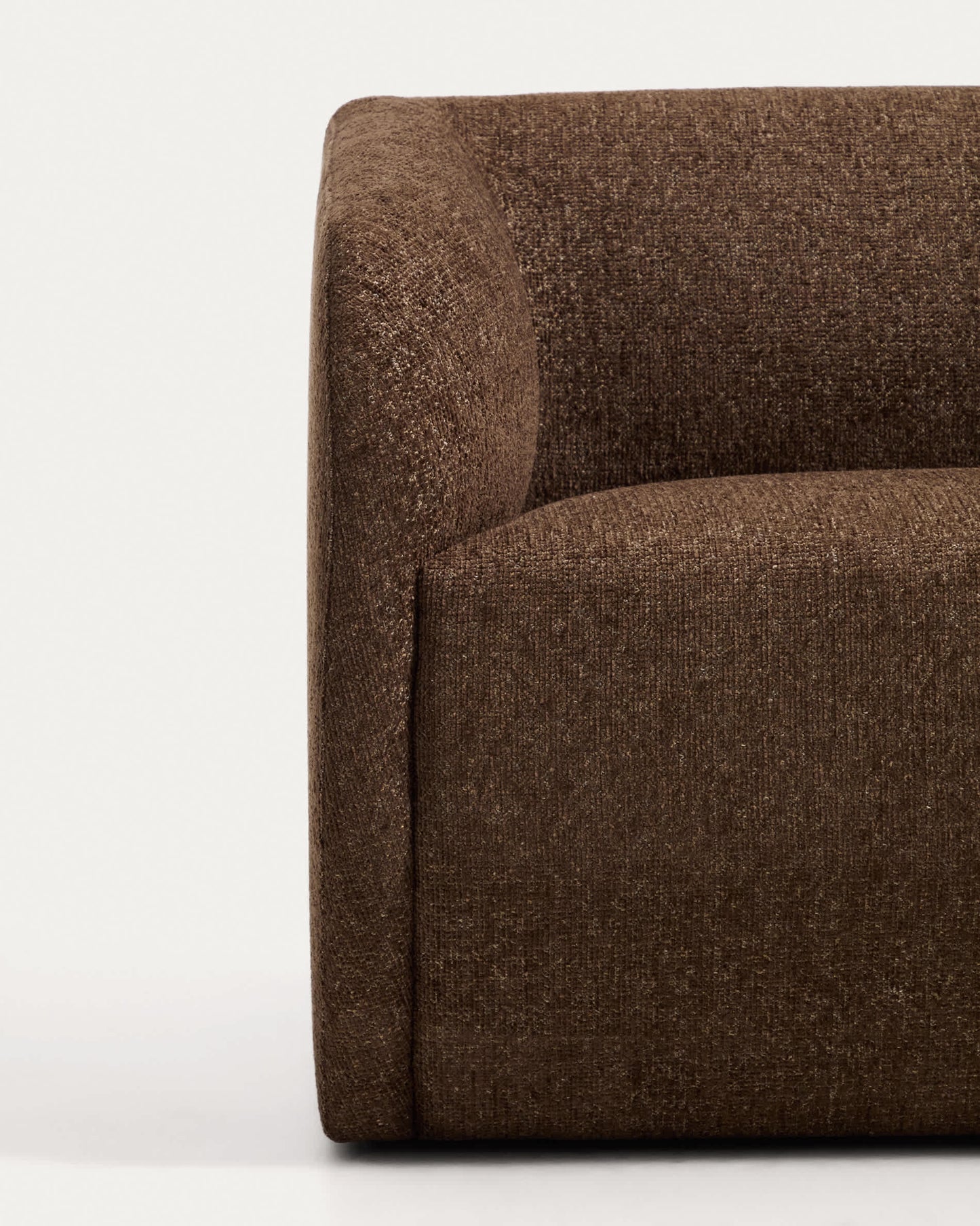 Poltrona Milare in ciniglia marrone cioccolato 83 cm FSC 100%