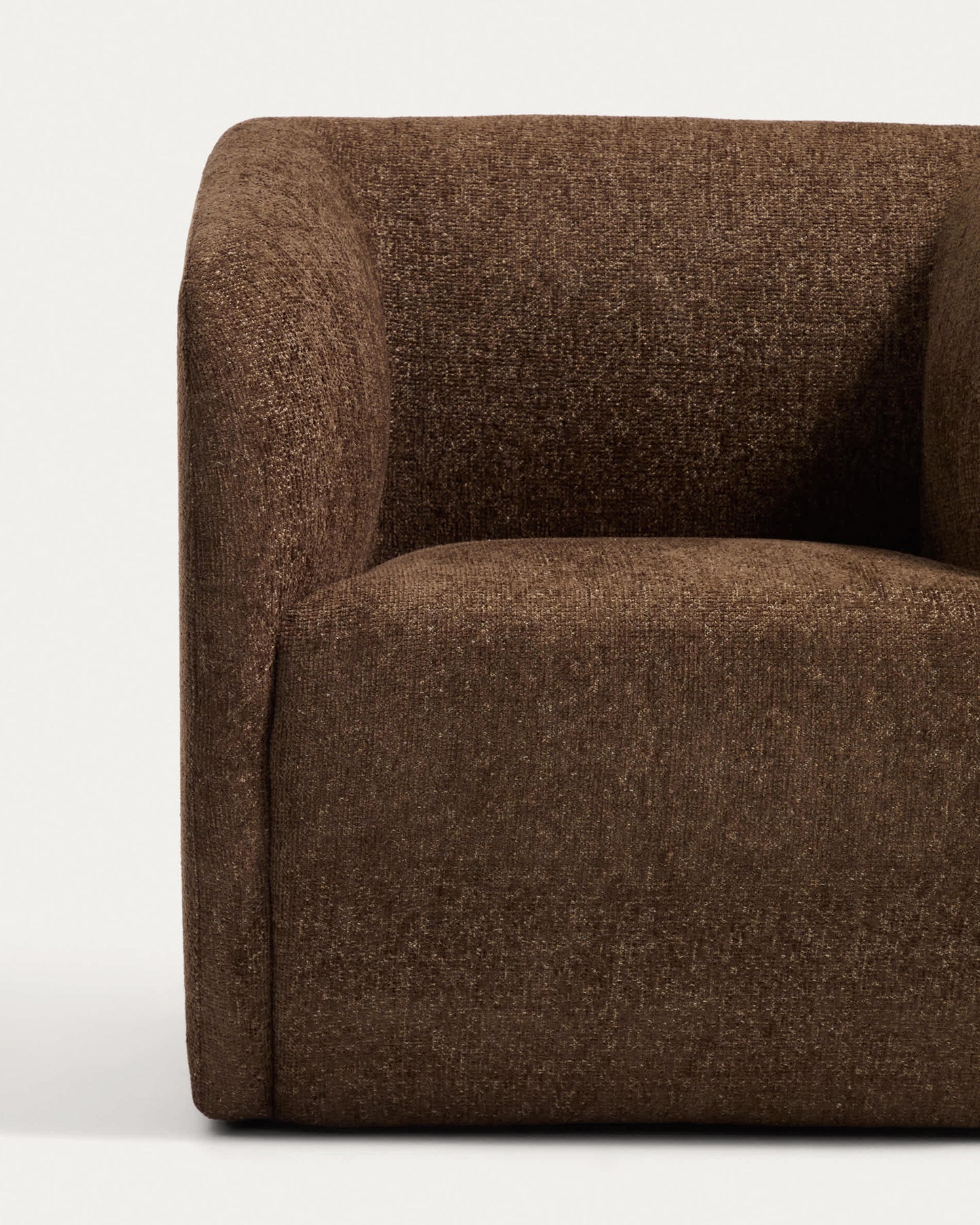 Poltrona Milare in ciniglia marrone cioccolato 73 cm FSC 100%