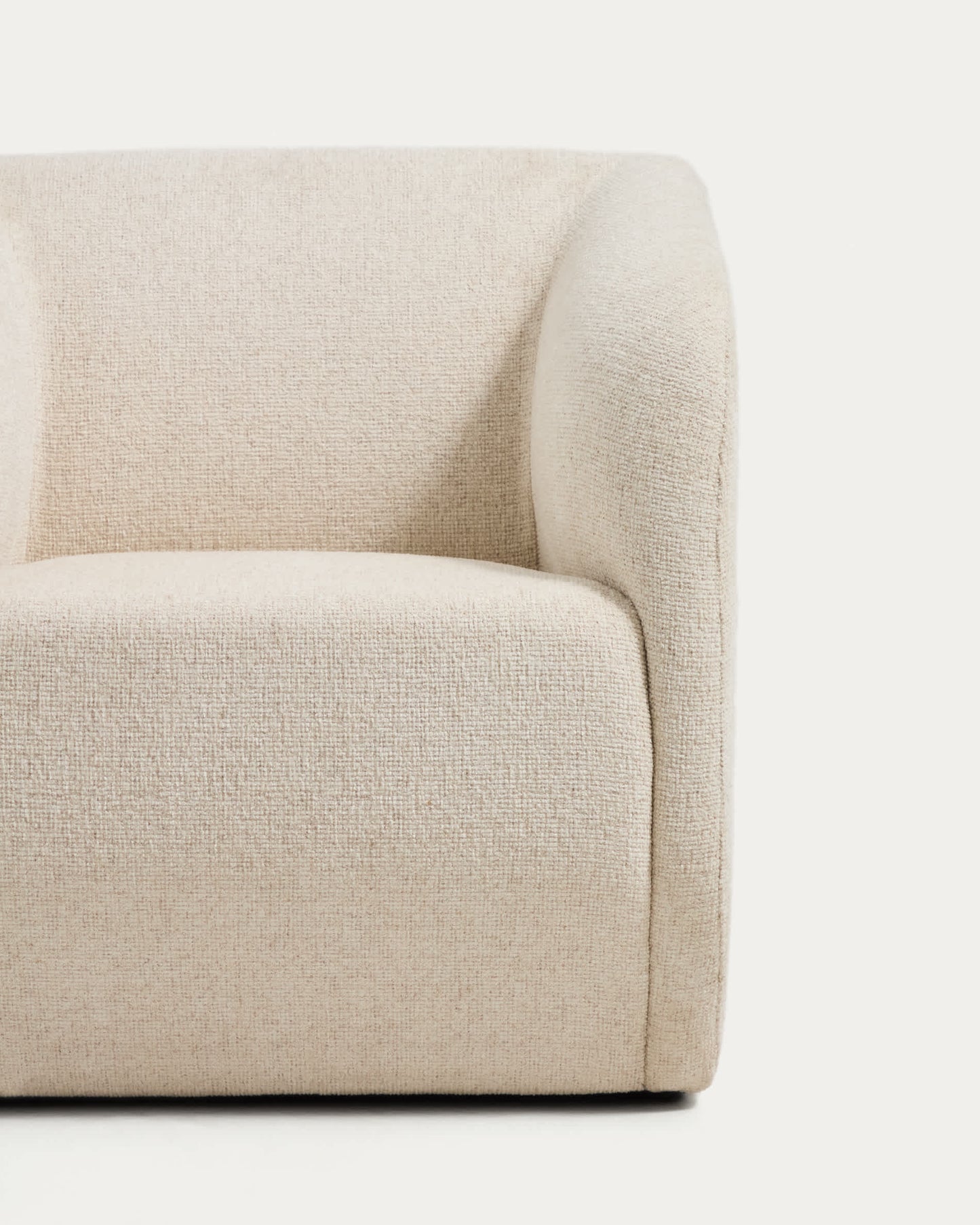 Poltrona Milare in ciniglia beige 73 cm FSC 100%
