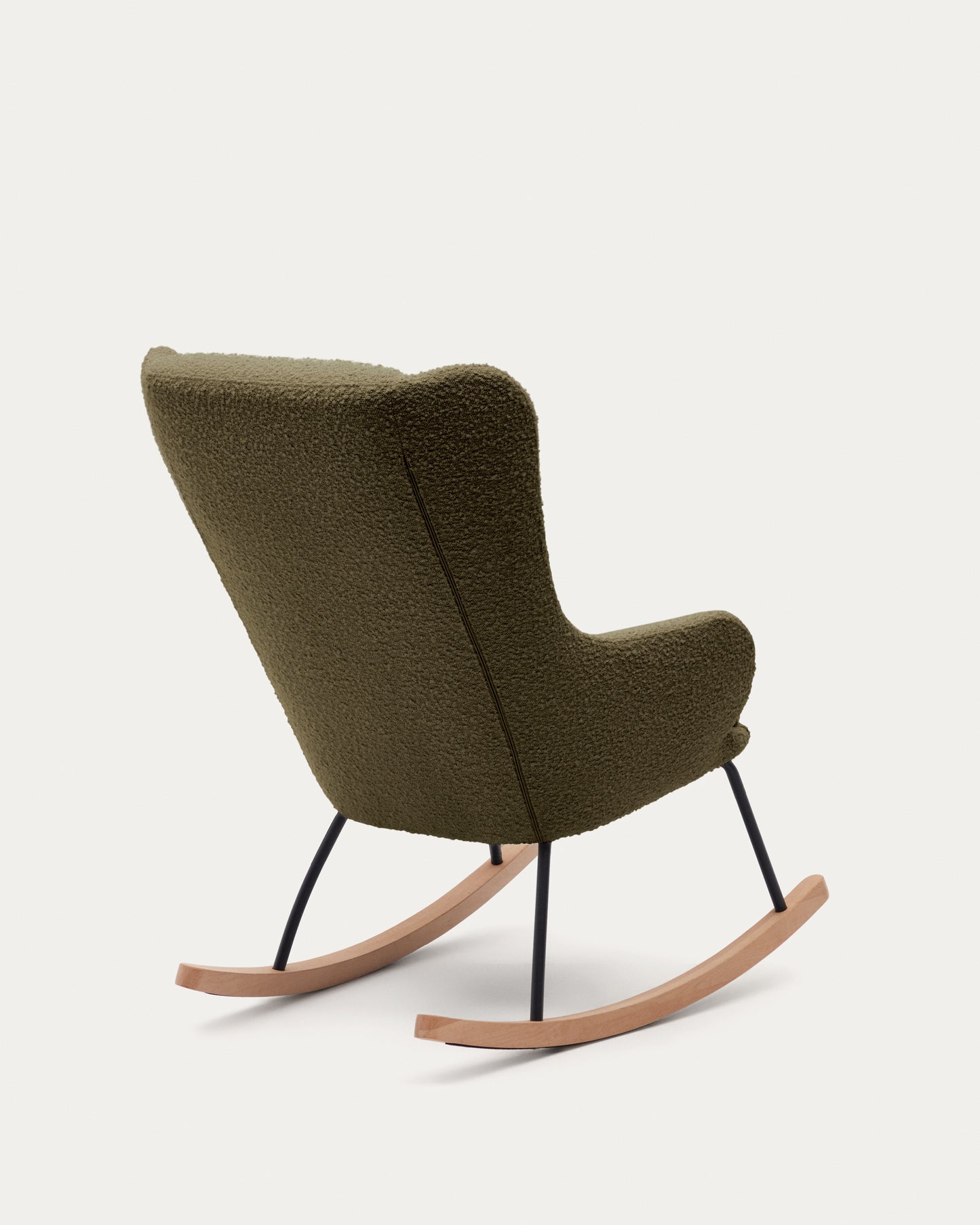 Poltrona a Dondolo Maustin con tessuto effetto shearling verde scuro, telaio in acciao nero e  legno di faggio.