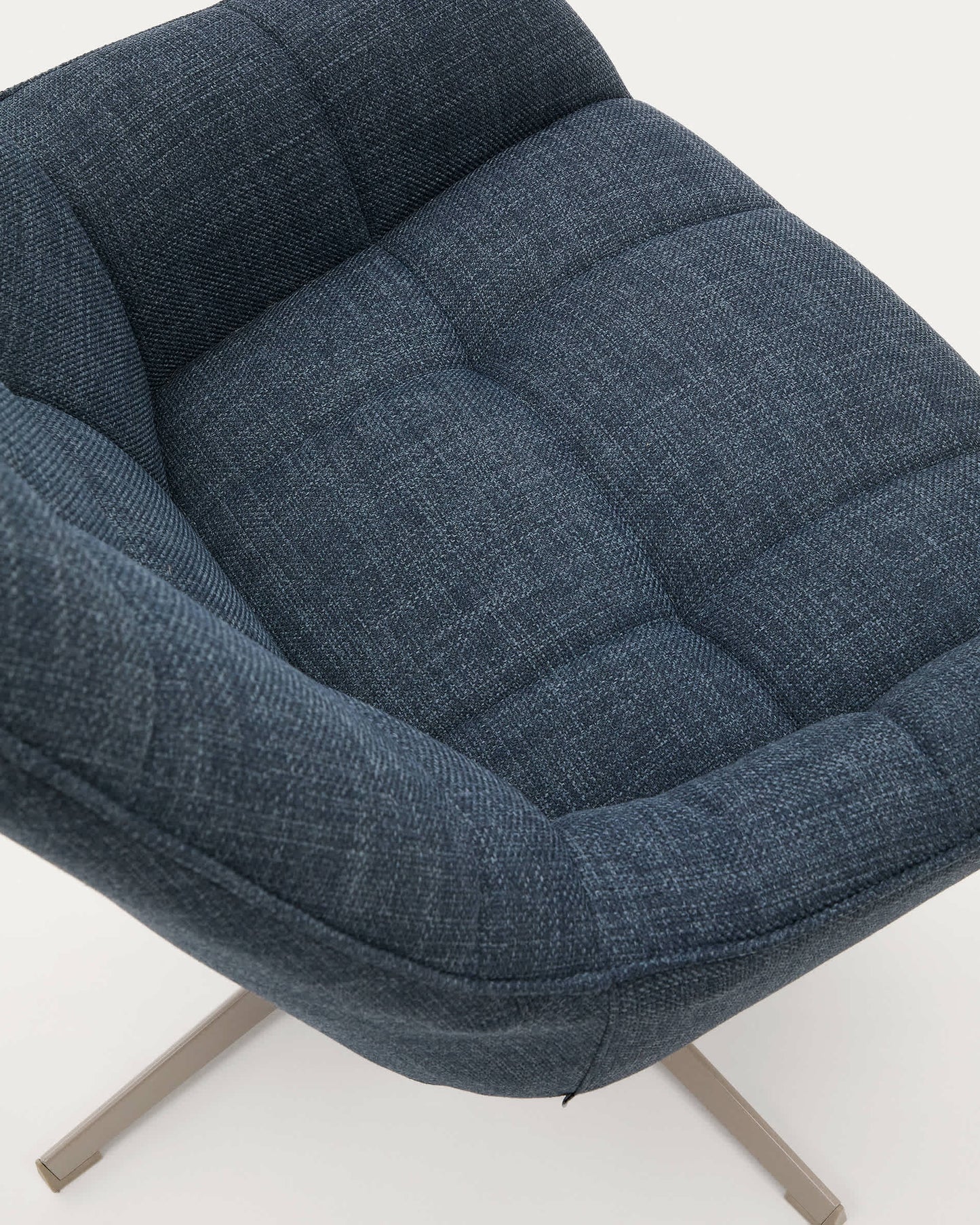 Poltrona girevole Jaspe blu e metallo con finitura grigio