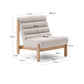 Poltrona Magira beige in rovere massiccio con finitura naturale