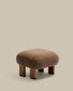 Poggiapiedi Nema bouclé topo piedi legno massello frassino finitura naturale 65x55,4cm FSC 100%