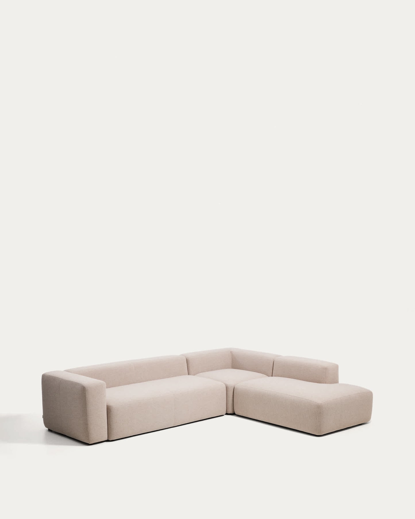 Divano ad angolo Blok 5 posti con terminale destro in ciniglia beige 320 x 255 cm FSC Mix Credit