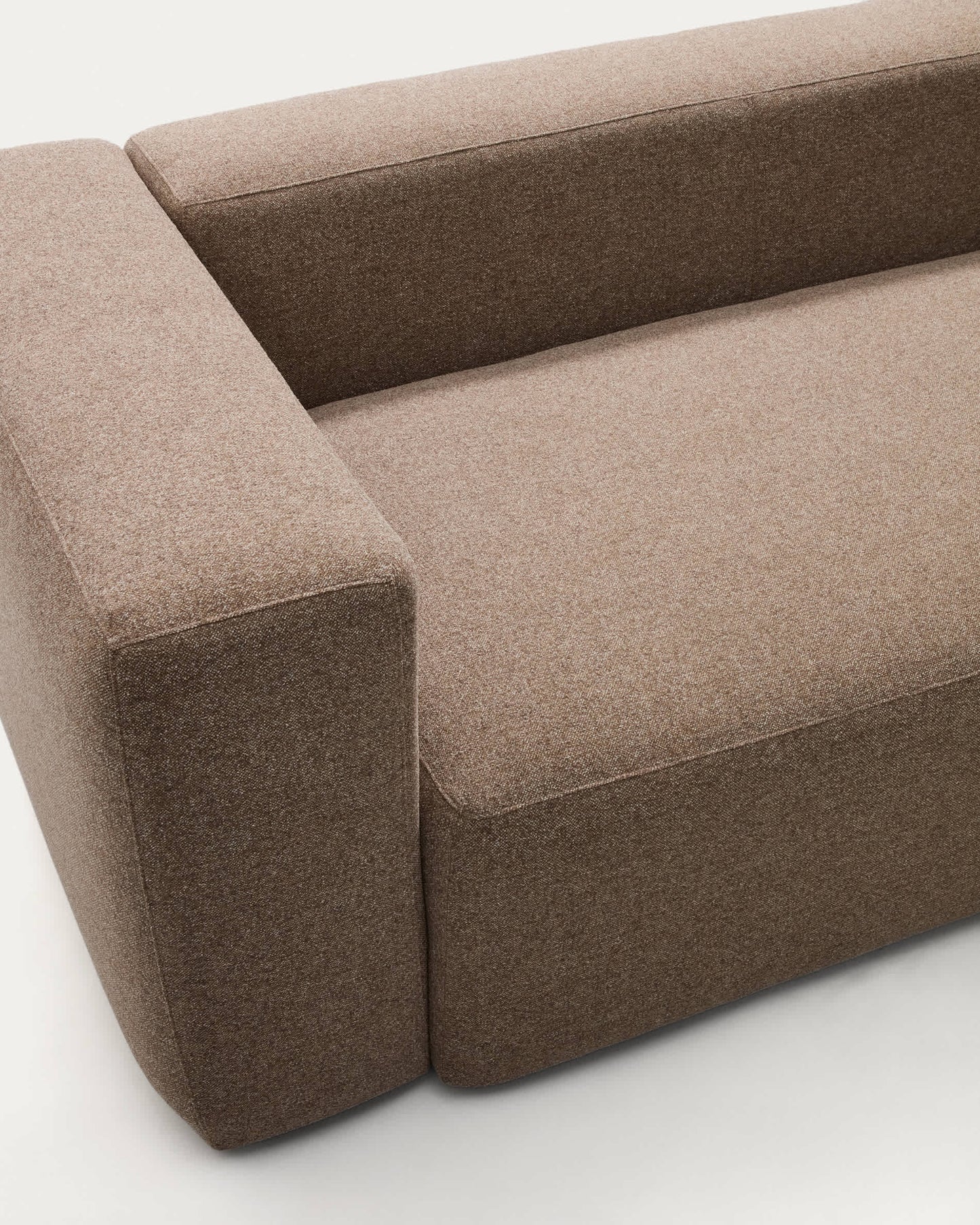 Divano ad angolo Blok 4 posti in ciniglia marrone 290 x 290 cm FSC Mix Credit