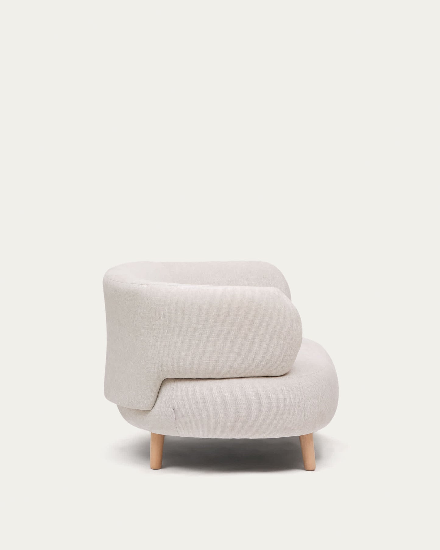 Poltrona Luisa in tessuto di ciniglia perla in legno massiccio di faggio 90 cm