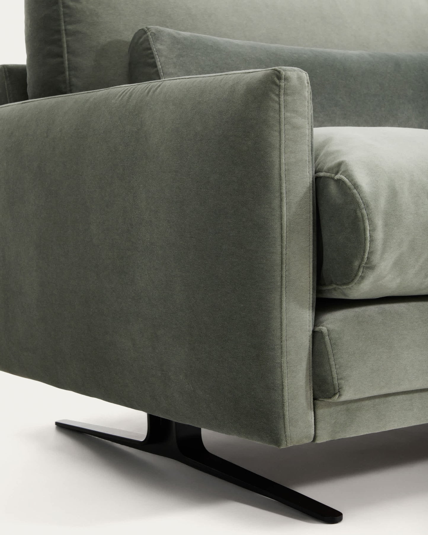 Divano Veliro 2 posti in velluto verde con gambe in acciaio finitura nera 210 cm FSC Mix Credit