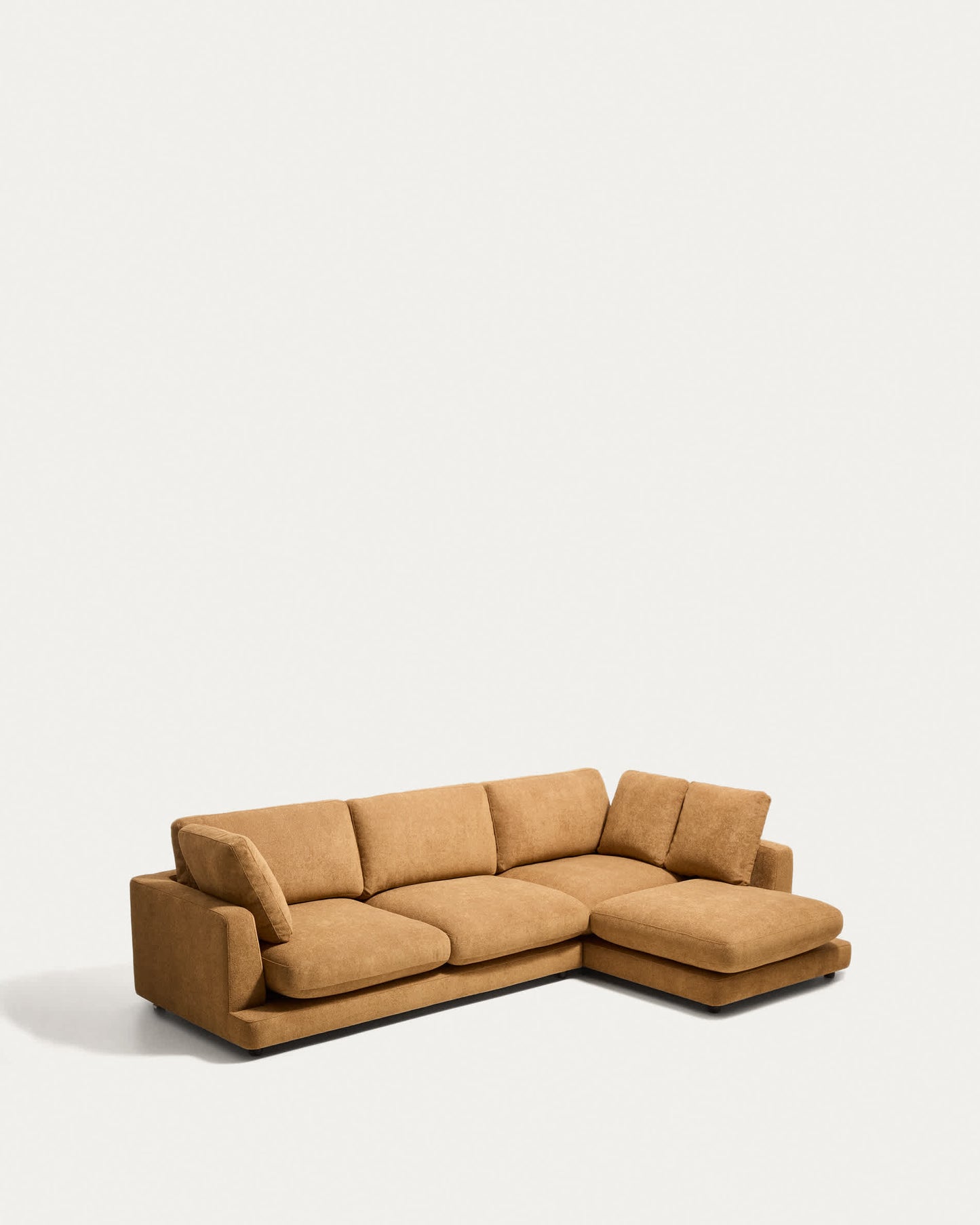 Divano Gala 4 posti in micro bouclé con chaise longue destra, color senape FSC Mix Credit 300 cm