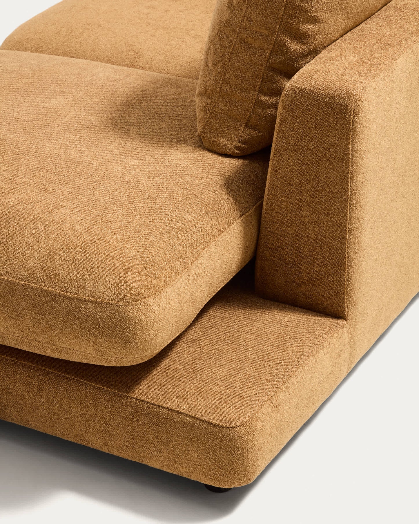 Modulo chaise longue destro Gala in micro bouclé color senape