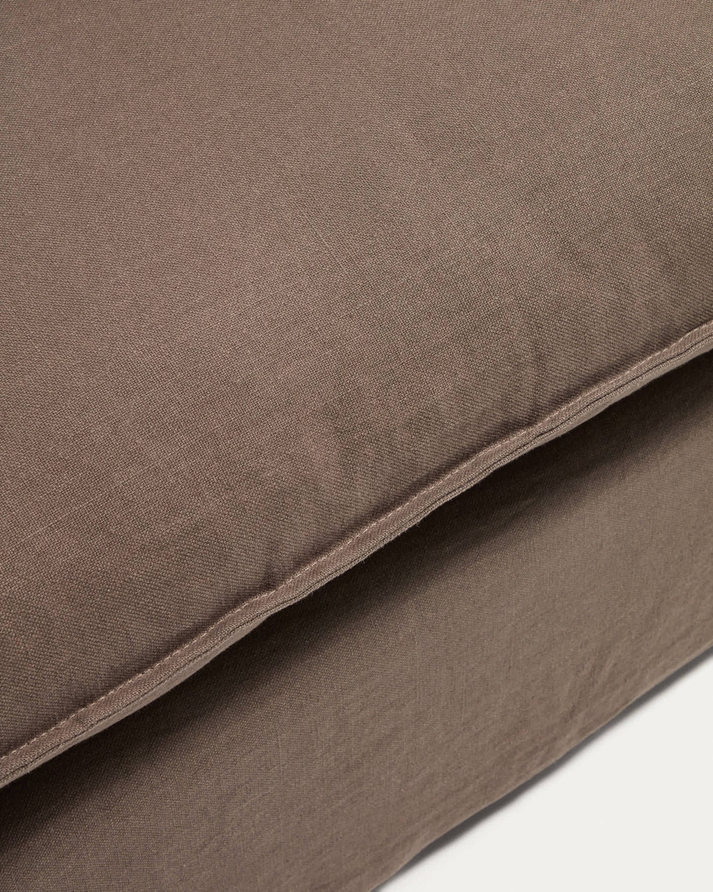 Poltrona sfoderabile Anarela in 100% lino tortora 130 cm FSC Mix Credit
