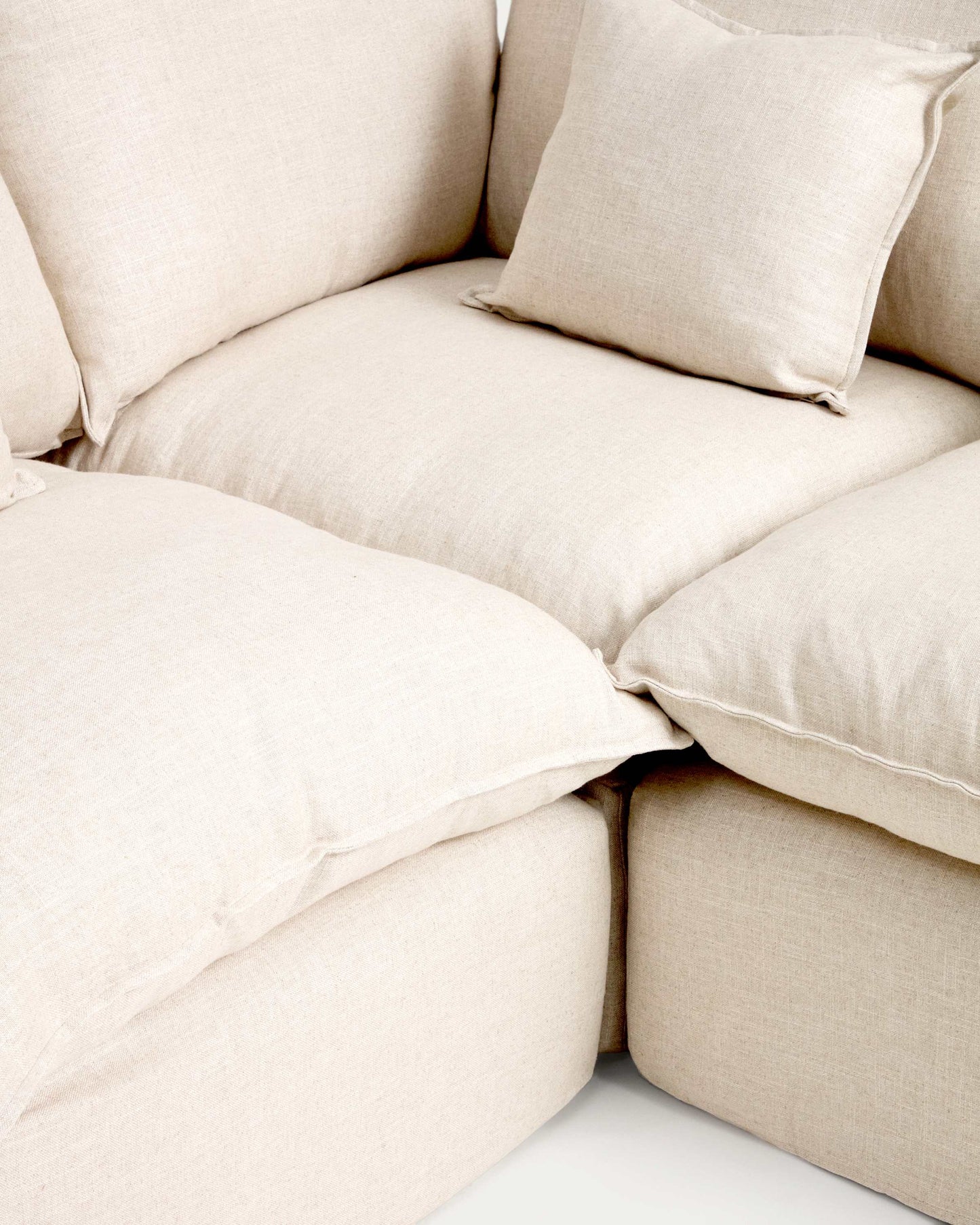 Divano angolare modulare sfoderabile Anarela 6 posti in lino e viscosa beige 327 x 217 cm / 217 x 327 cm FSC Mix Credit