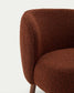 Poltrona Ulit effetto montone color terracotta e gambe in legno massiccio di frassino con finitura color noce