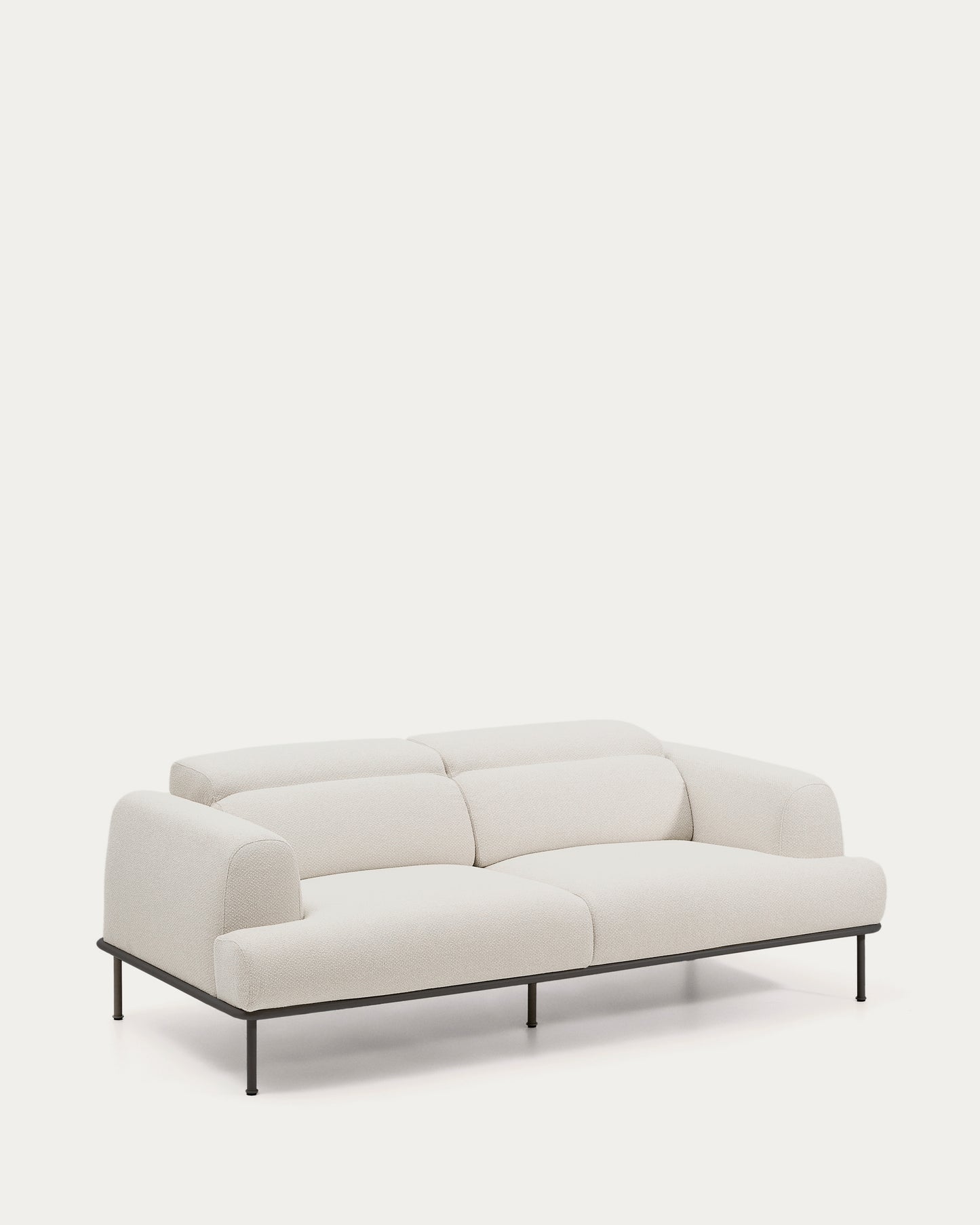 Divano Aurum a 3 posti con poggiatesta reclinabile e base in metallo grigio opaco 234 cm